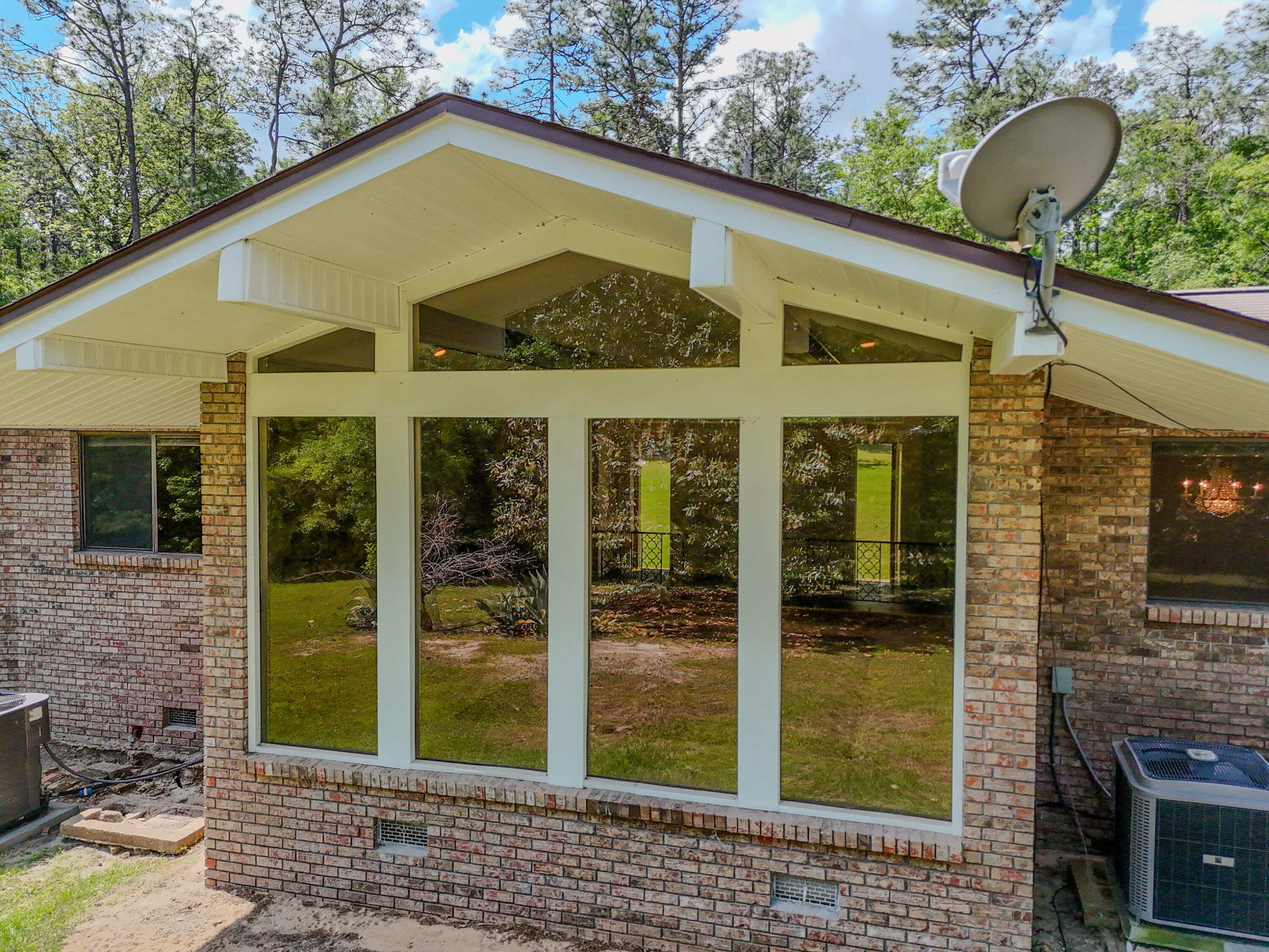 1186 Pine Forest Road Chipley FL 32428