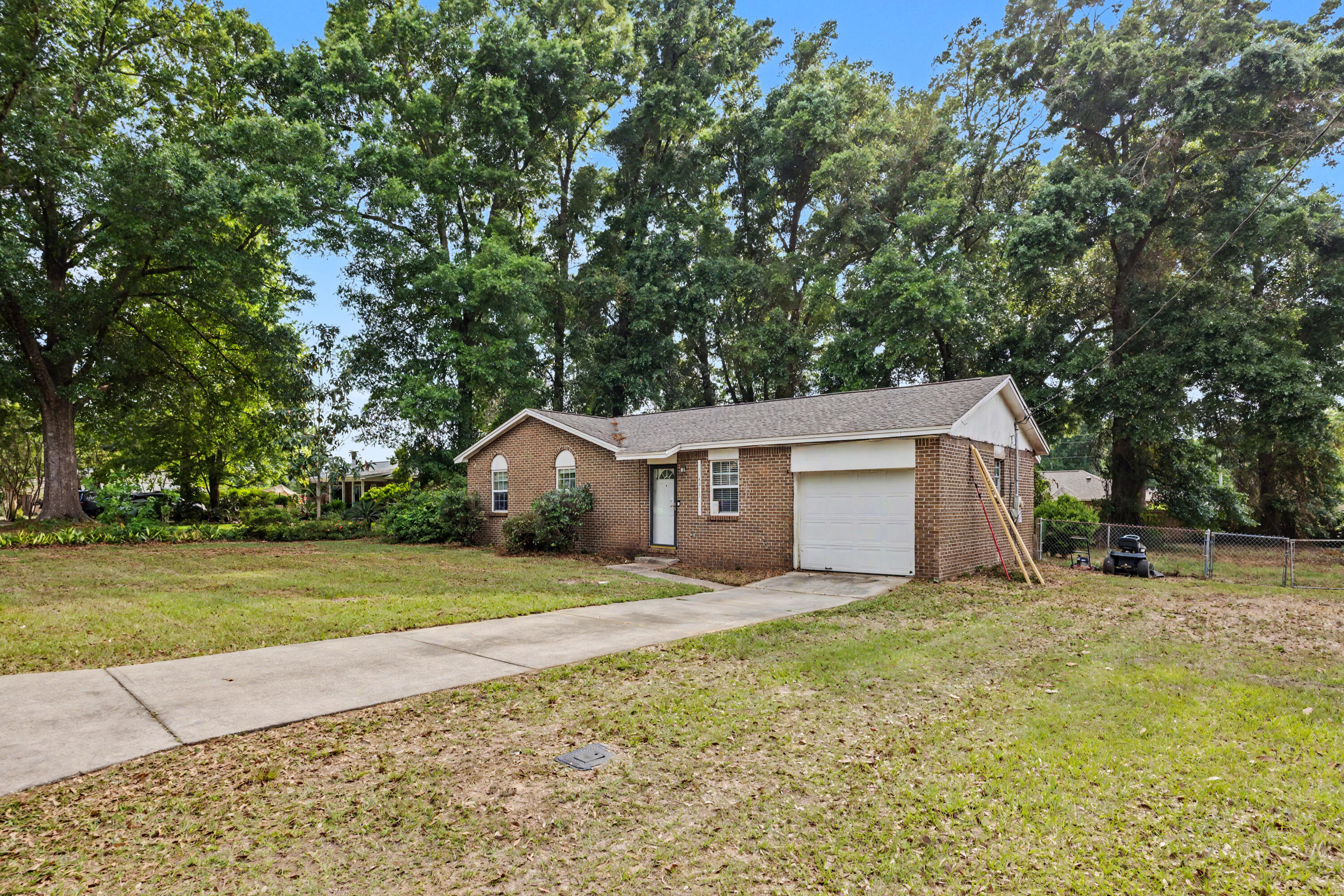 4637 Dean Drive Pace FL 32571