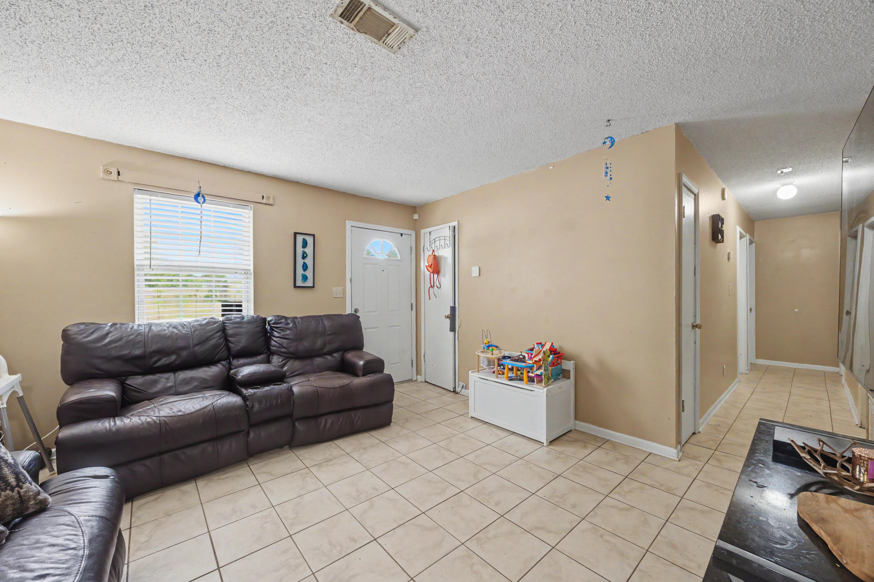 4637 Dean Drive Pace FL 32571