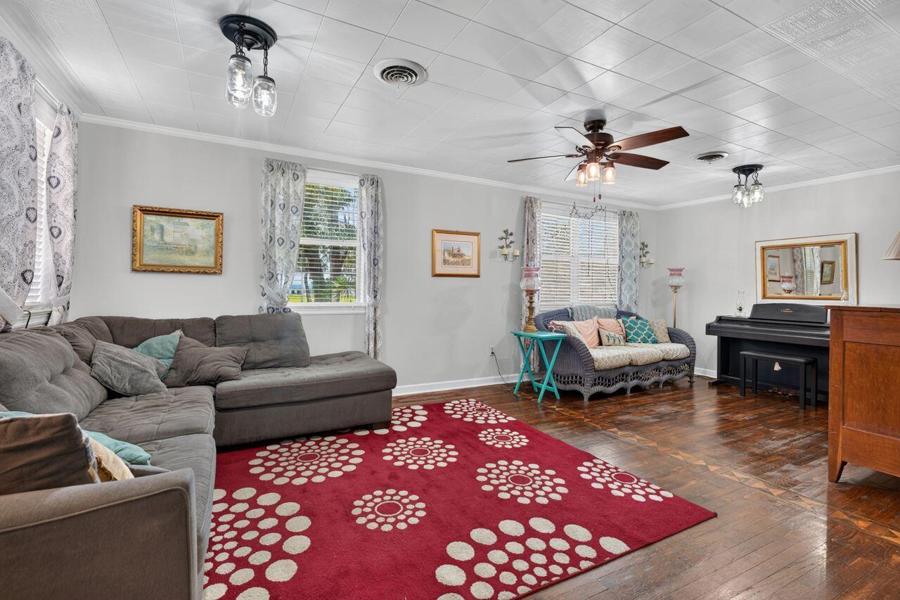284 NE Beachview Drive Fort Walton Beach FL 32547