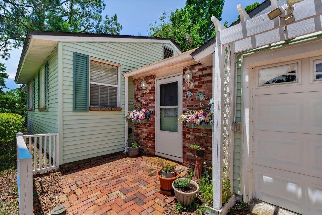 284 NE Beachview Drive Fort Walton Beach FL 32547