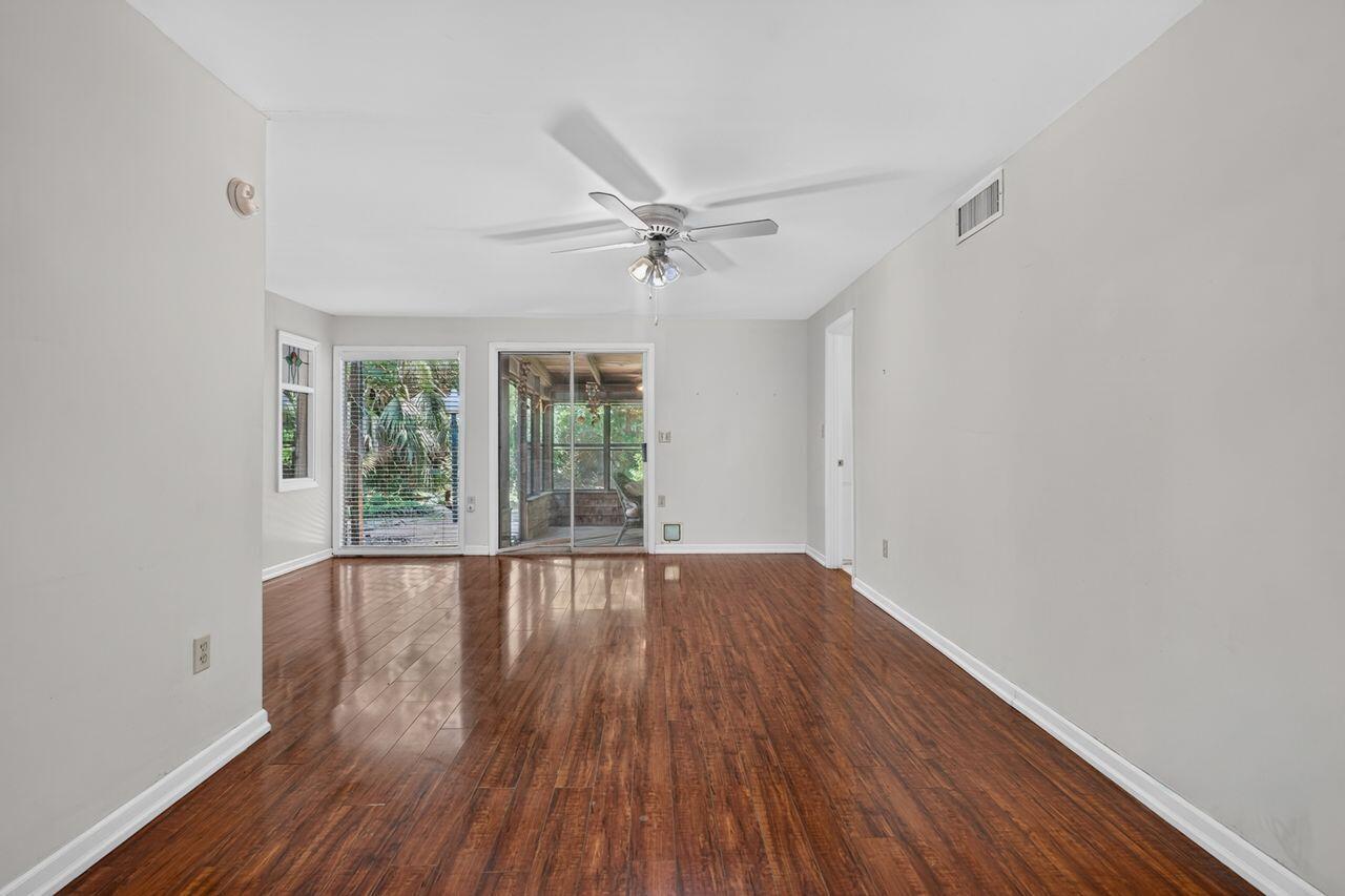 284 NE Beachview Drive Fort Walton Beach FL 32547