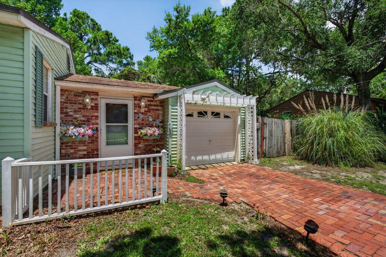 284 NE Beachview Drive Fort Walton Beach FL 32547