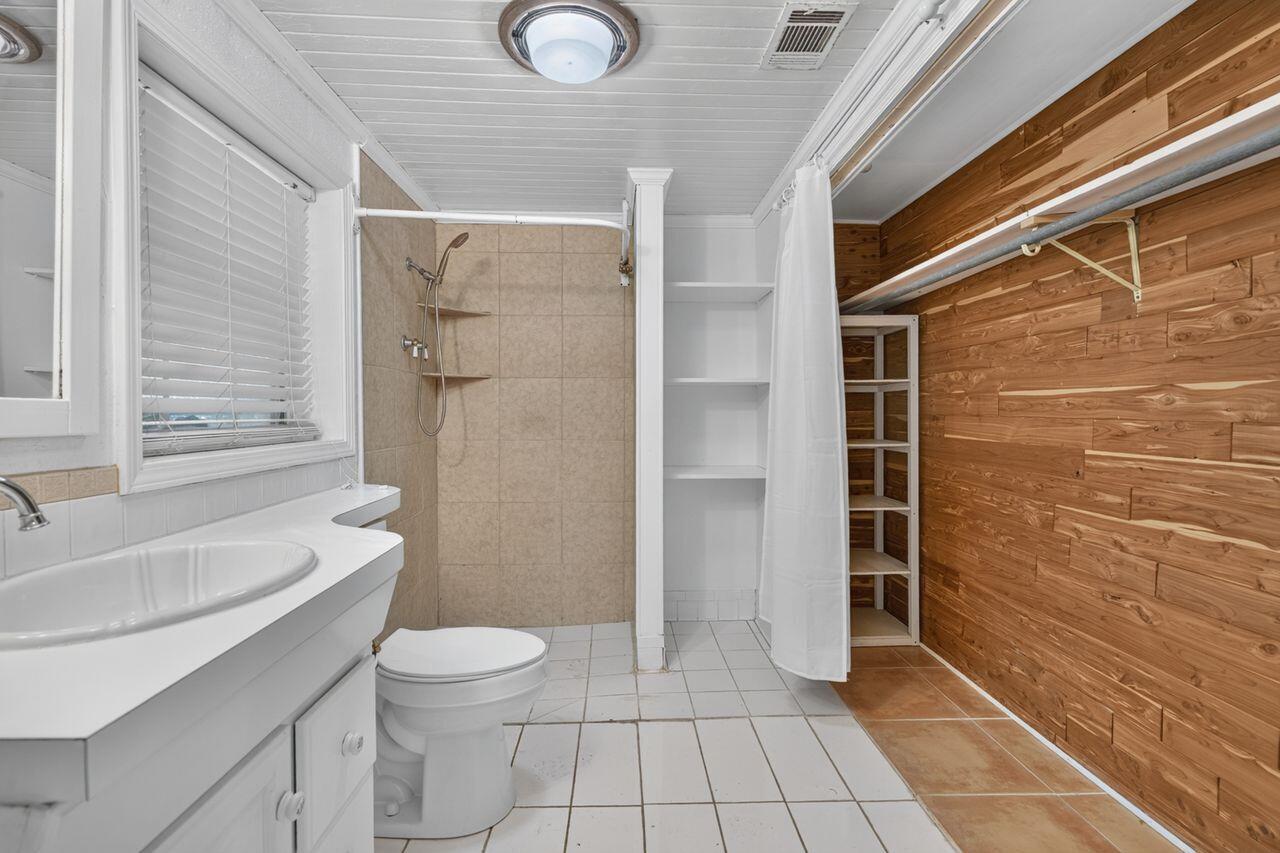 284 NE Beachview Drive Fort Walton Beach FL 32547