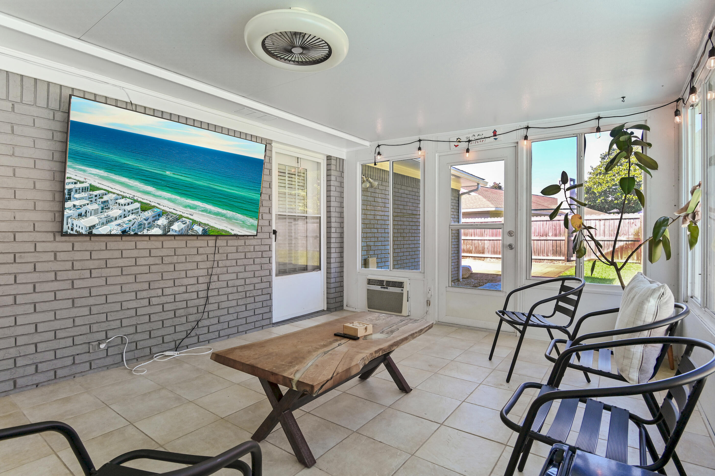 84 W Country Club Drive Destin FL 32541