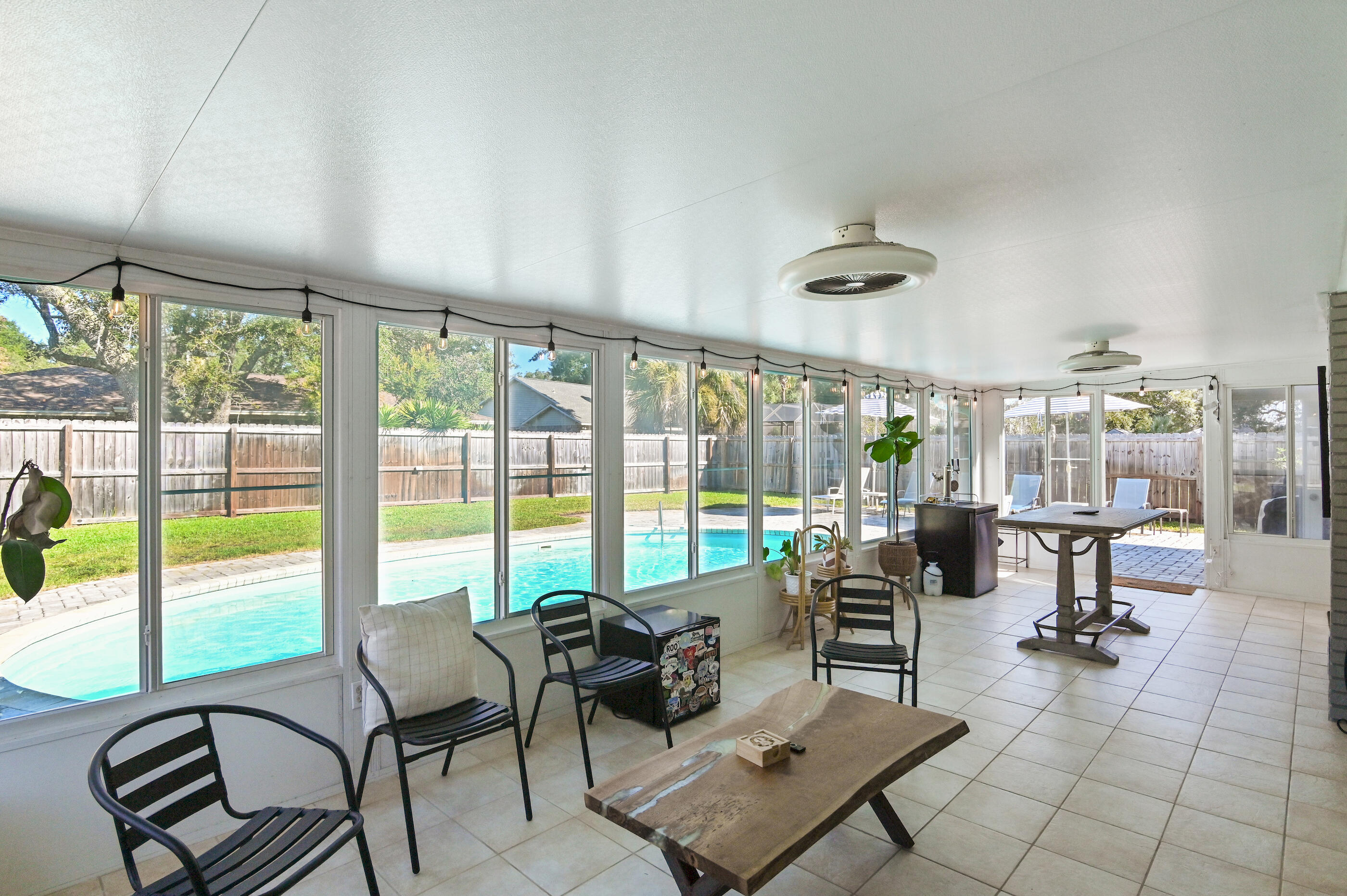 84 W Country Club Drive Destin FL 32541
