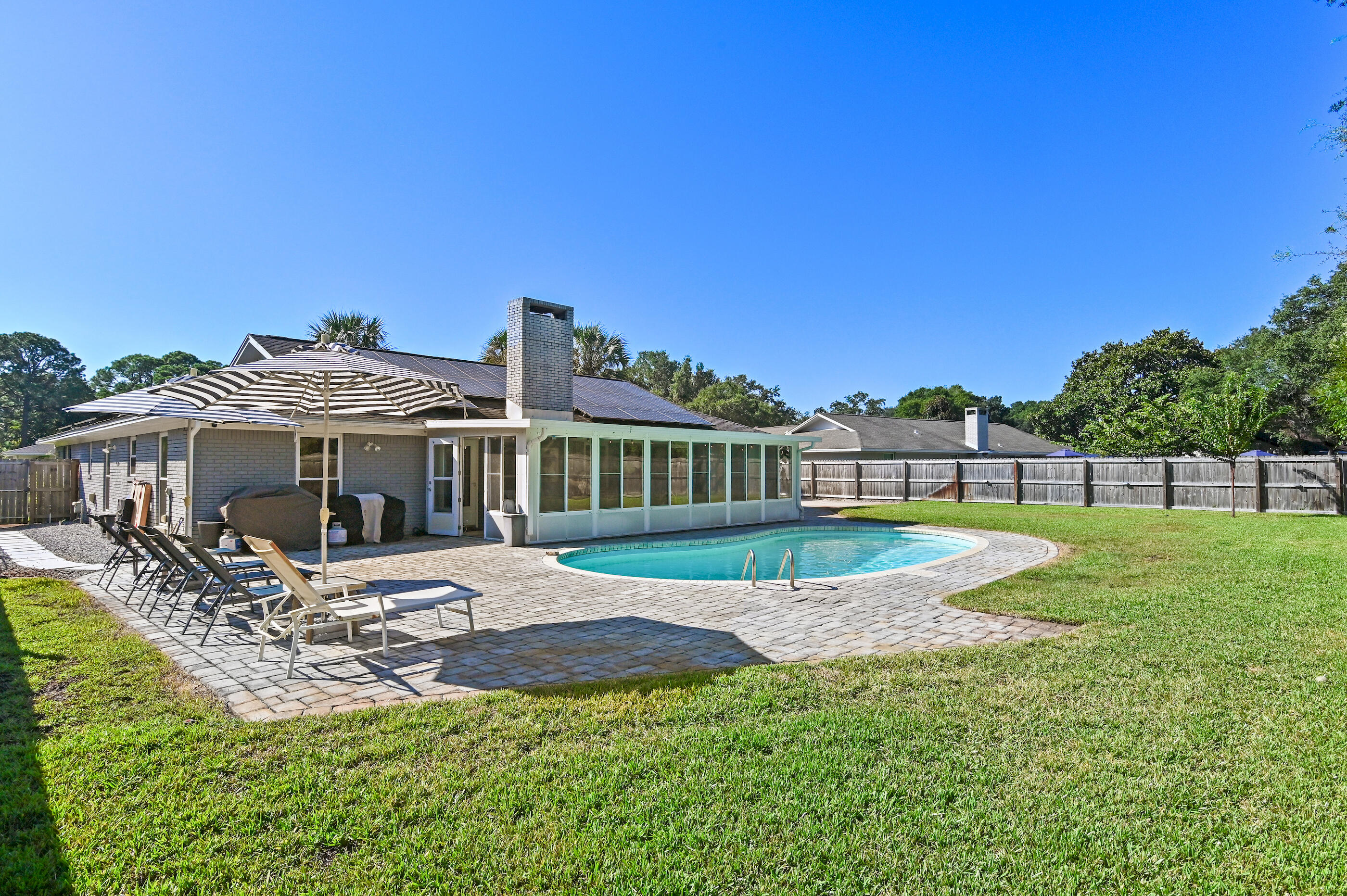 84 W Country Club Drive Destin FL 32541