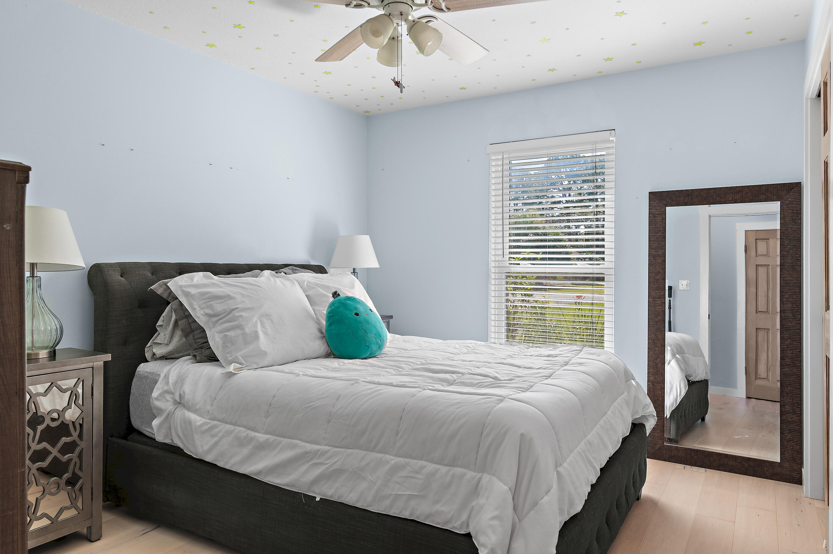 84 W Country Club Drive Destin FL 32541