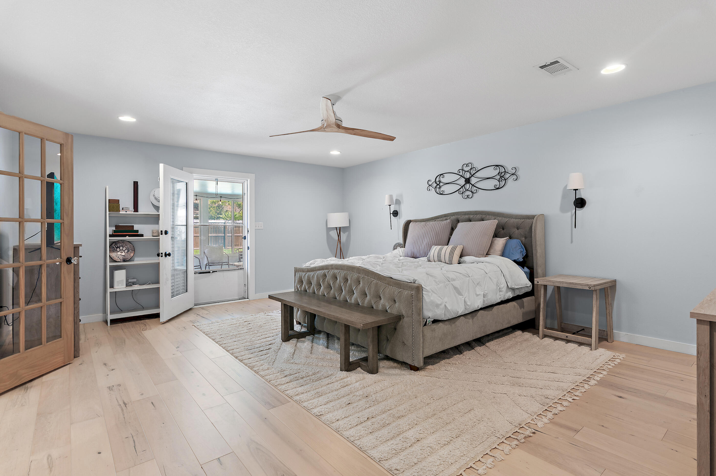 84 W Country Club Drive Destin FL 32541