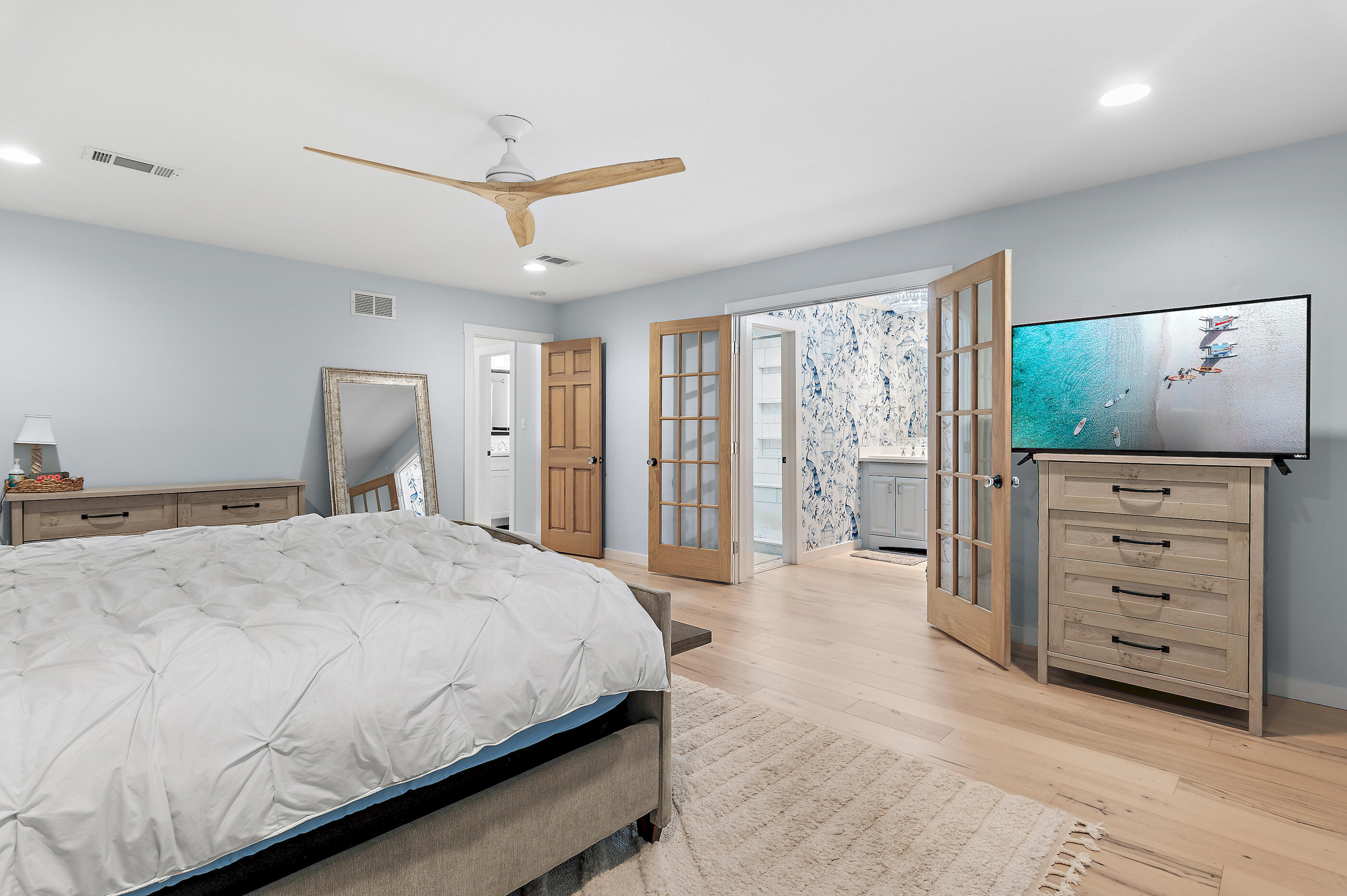 84 W Country Club Drive Destin FL 32541