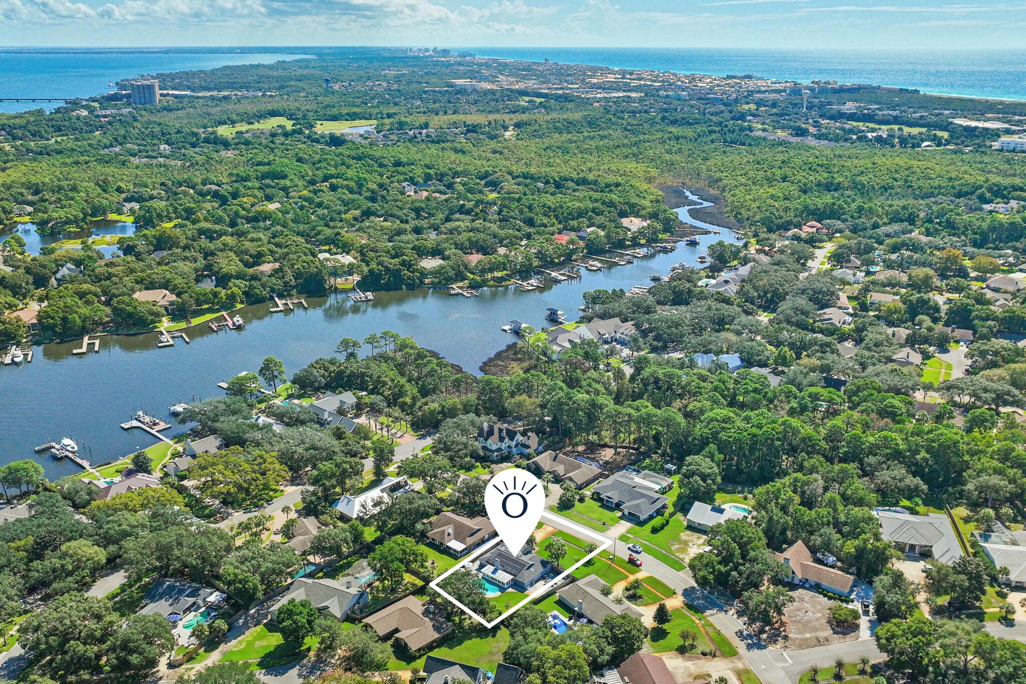 84 W Country Club Drive Destin FL 32541