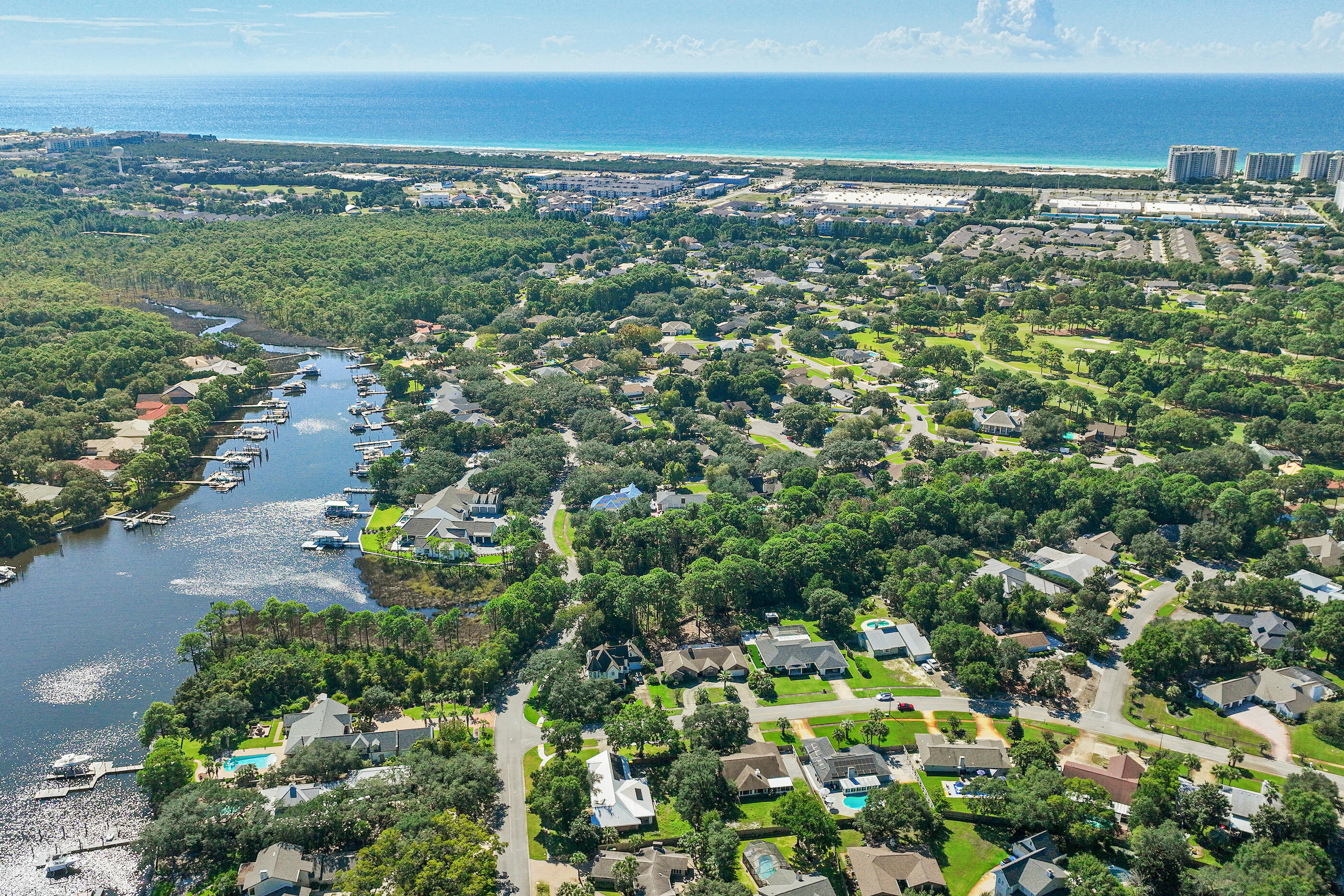 84 W Country Club Drive Destin FL 32541
