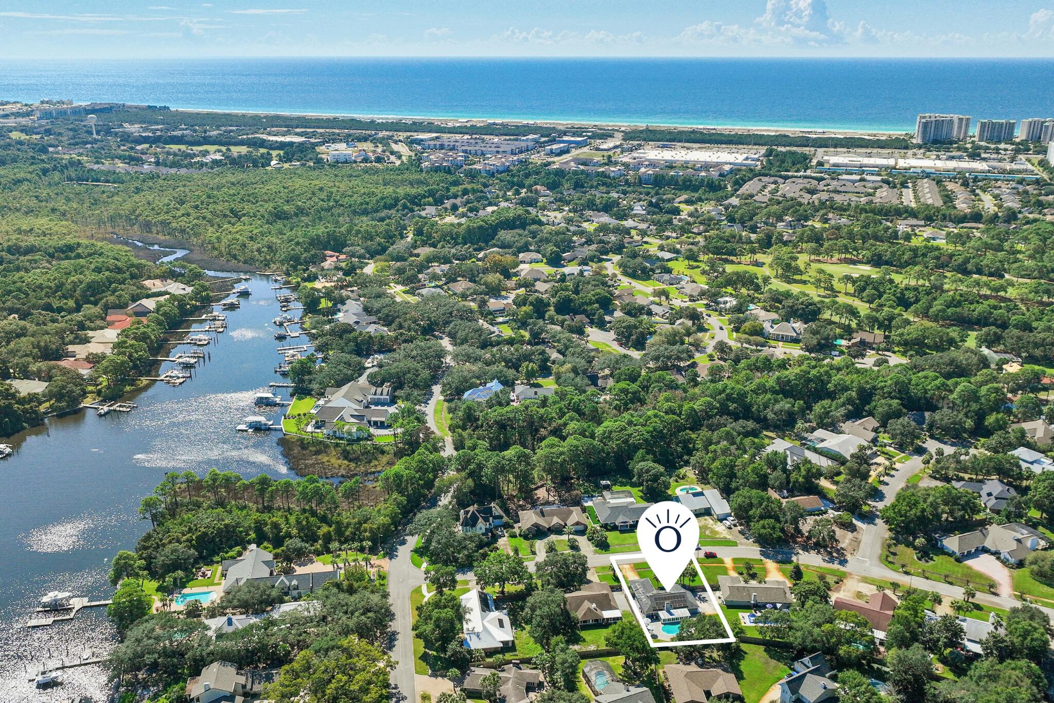 84 W Country Club Drive Destin FL 32541