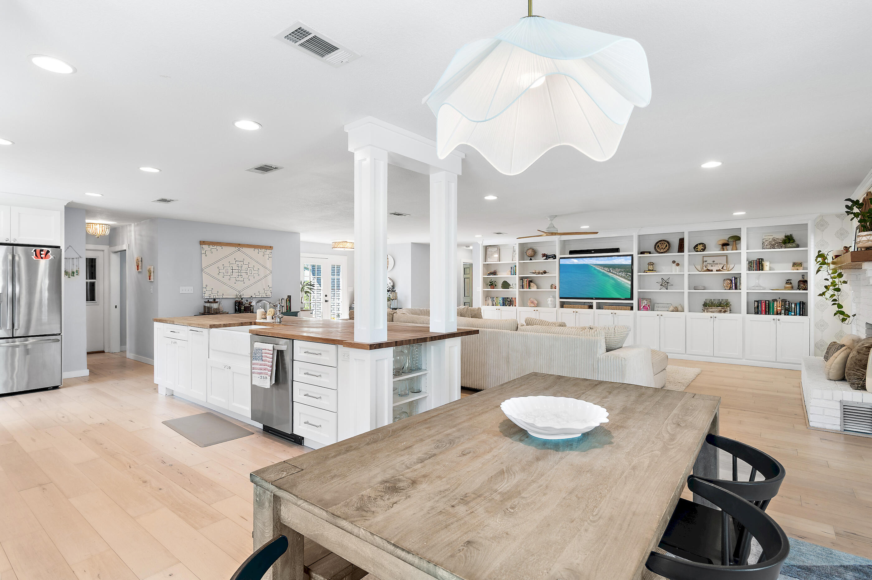 84 W Country Club Drive Destin FL 32541