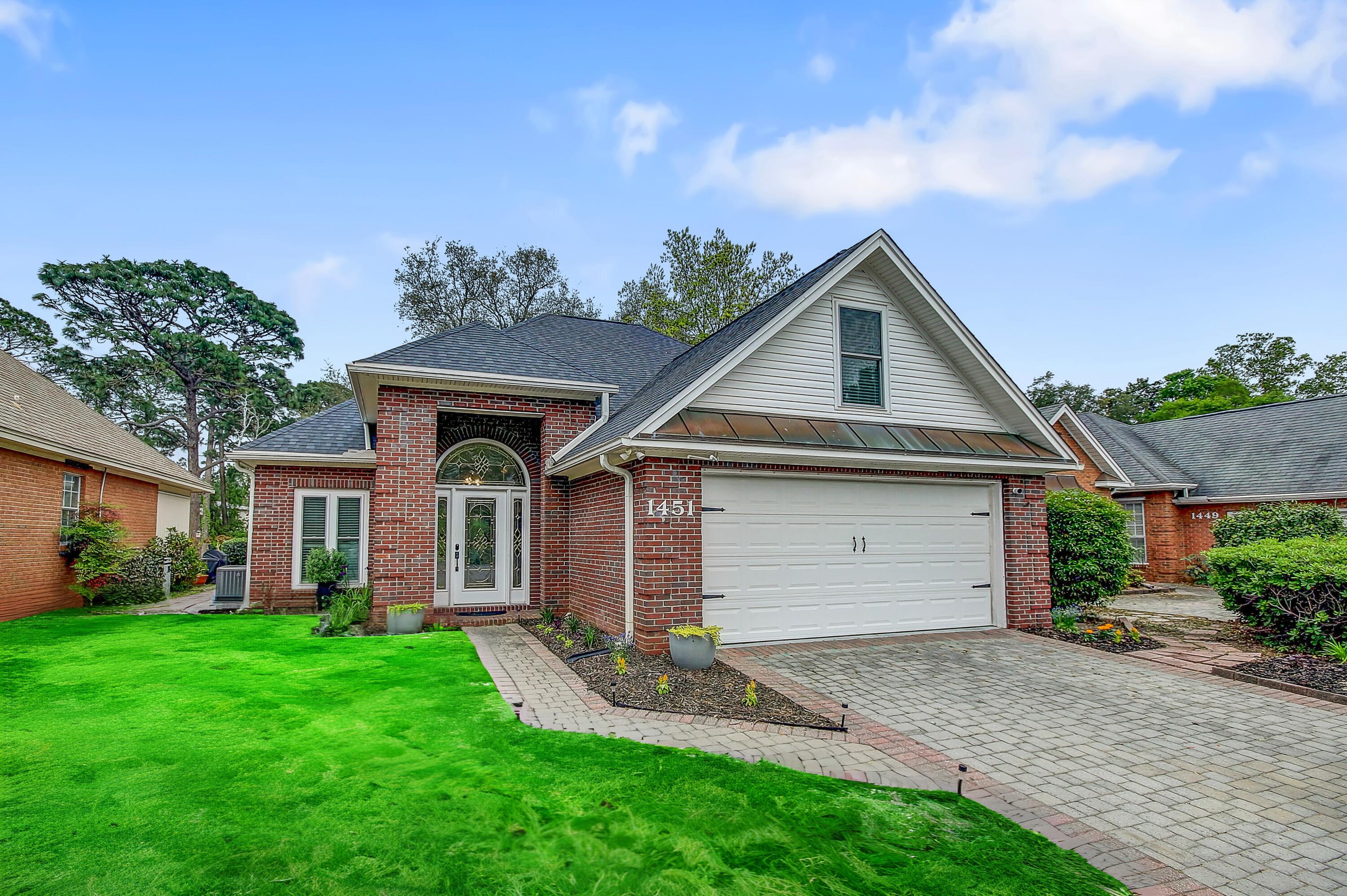 1451 Oakmont Place Niceville FL 32578
