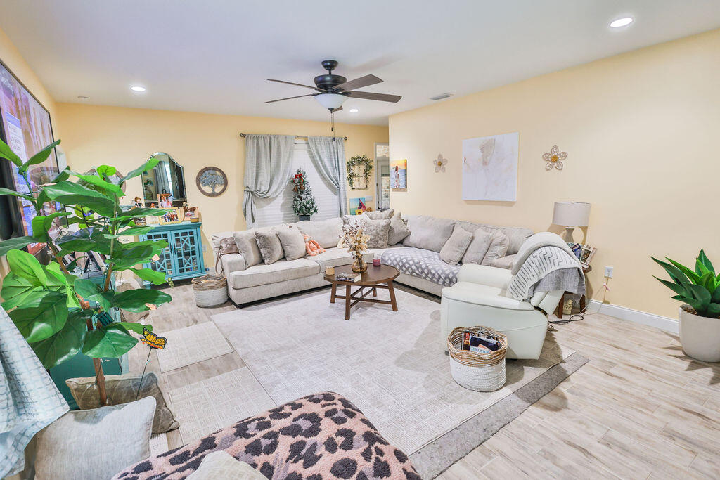 3 Marty Lane Fort Walton Beach FL 32547