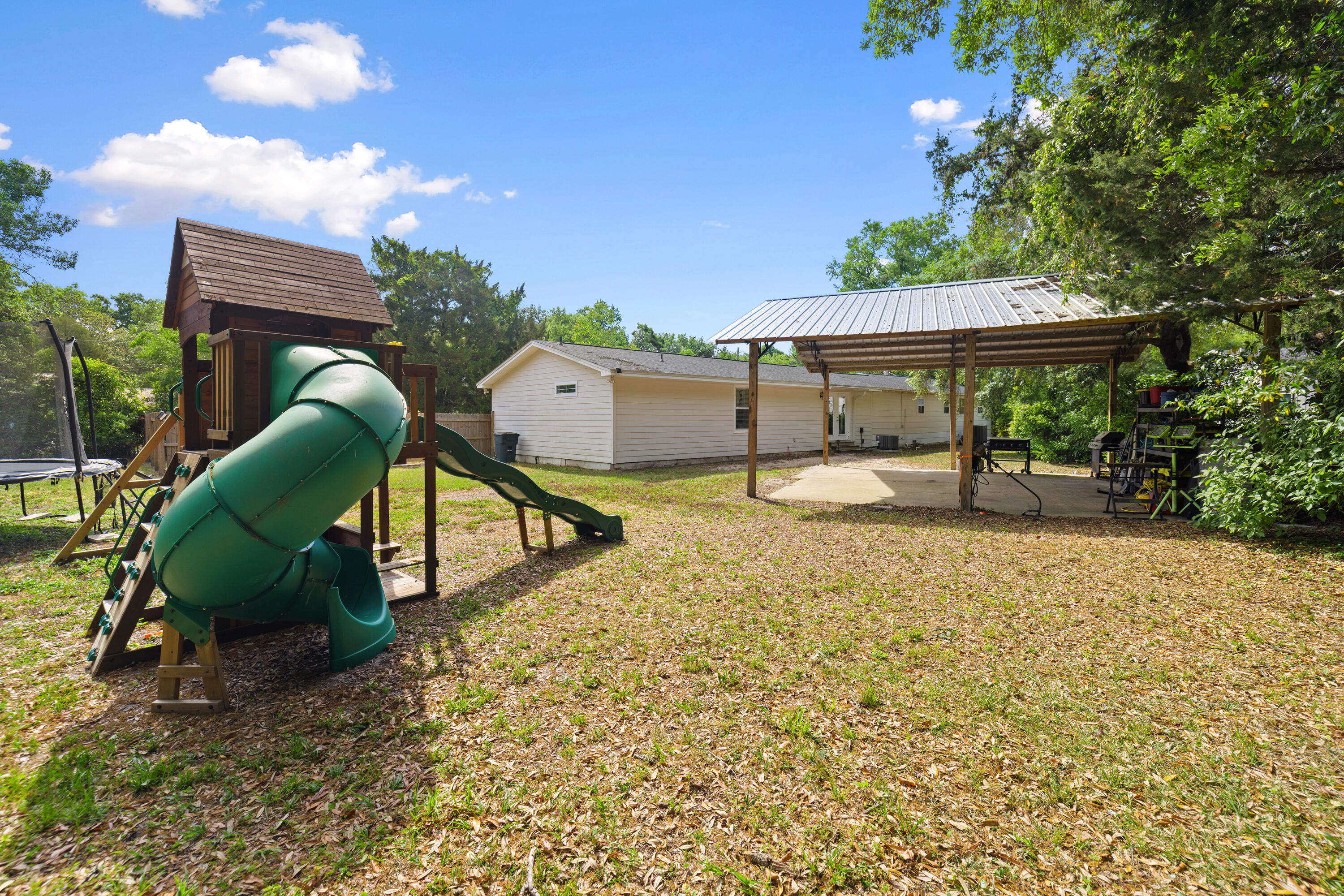 107 Water Oak Street Freeport FL 32439