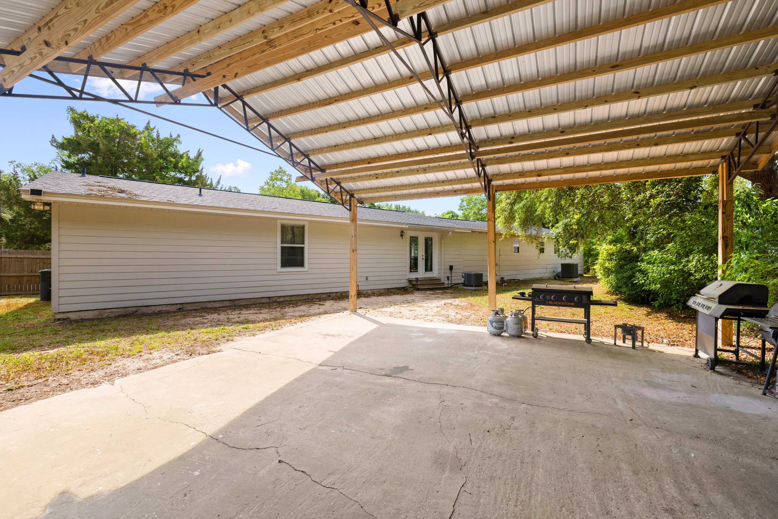 107 Water Oak Street Freeport FL 32439