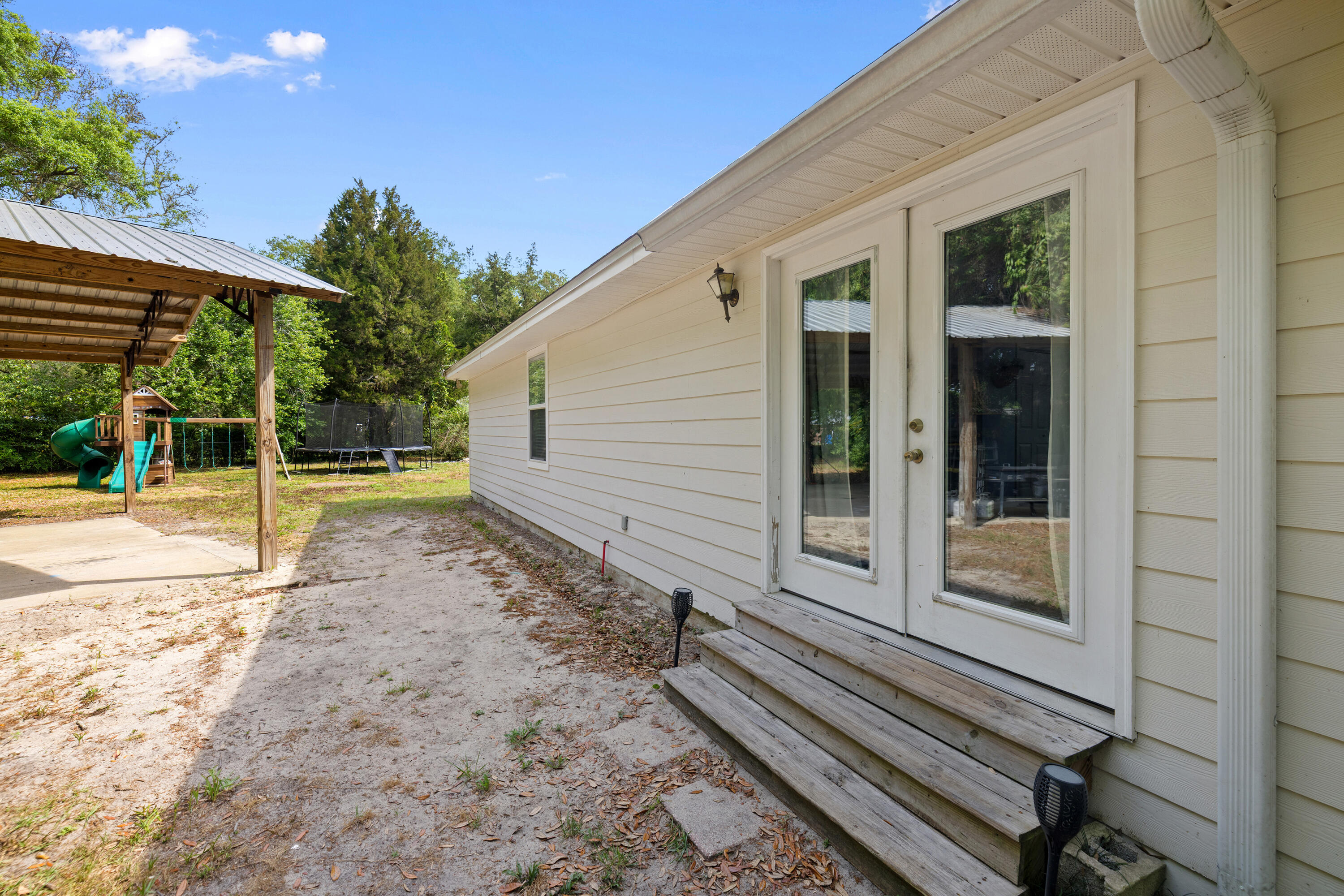 107 Water Oak Street Freeport FL 32439