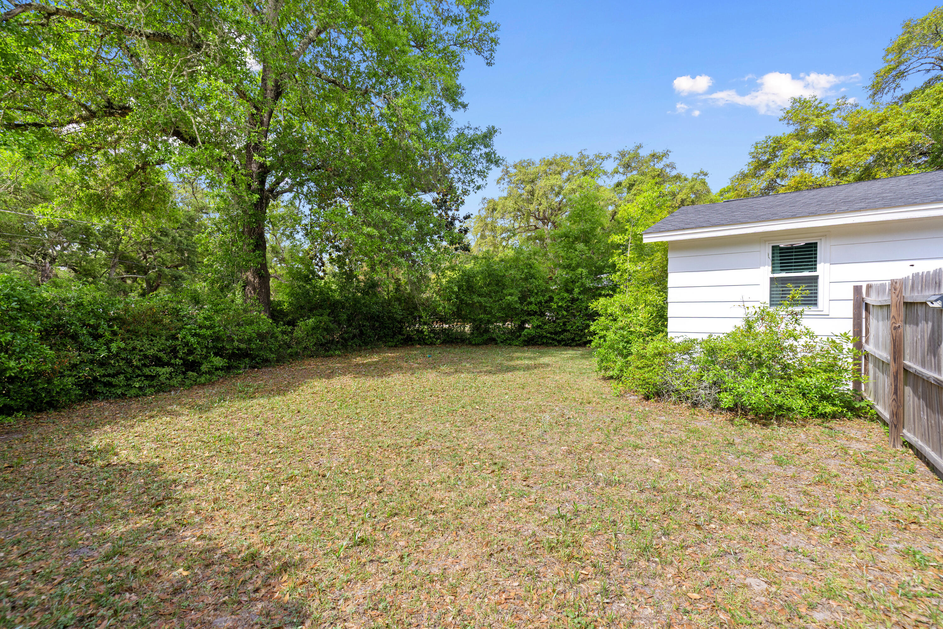 107 Water Oak Street Freeport FL 32439