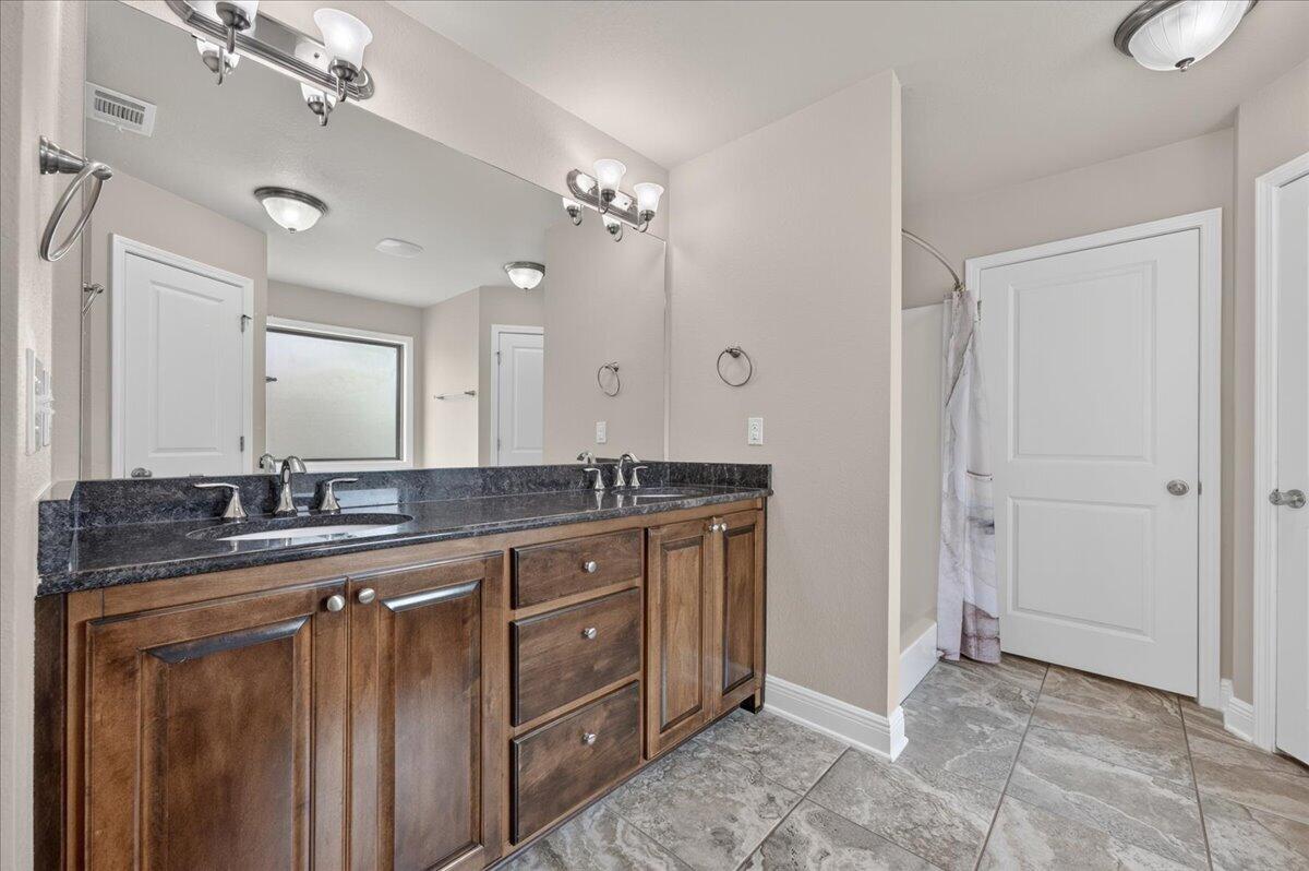 6072 Winchester Circle Milton FL 32570