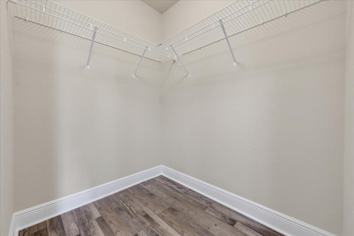 6072 Winchester Circle Milton FL 32570