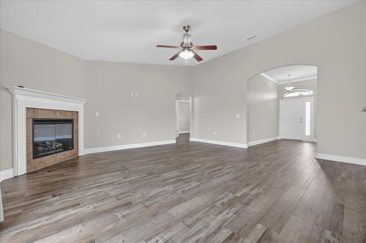 6072 Winchester Circle Milton FL 32570