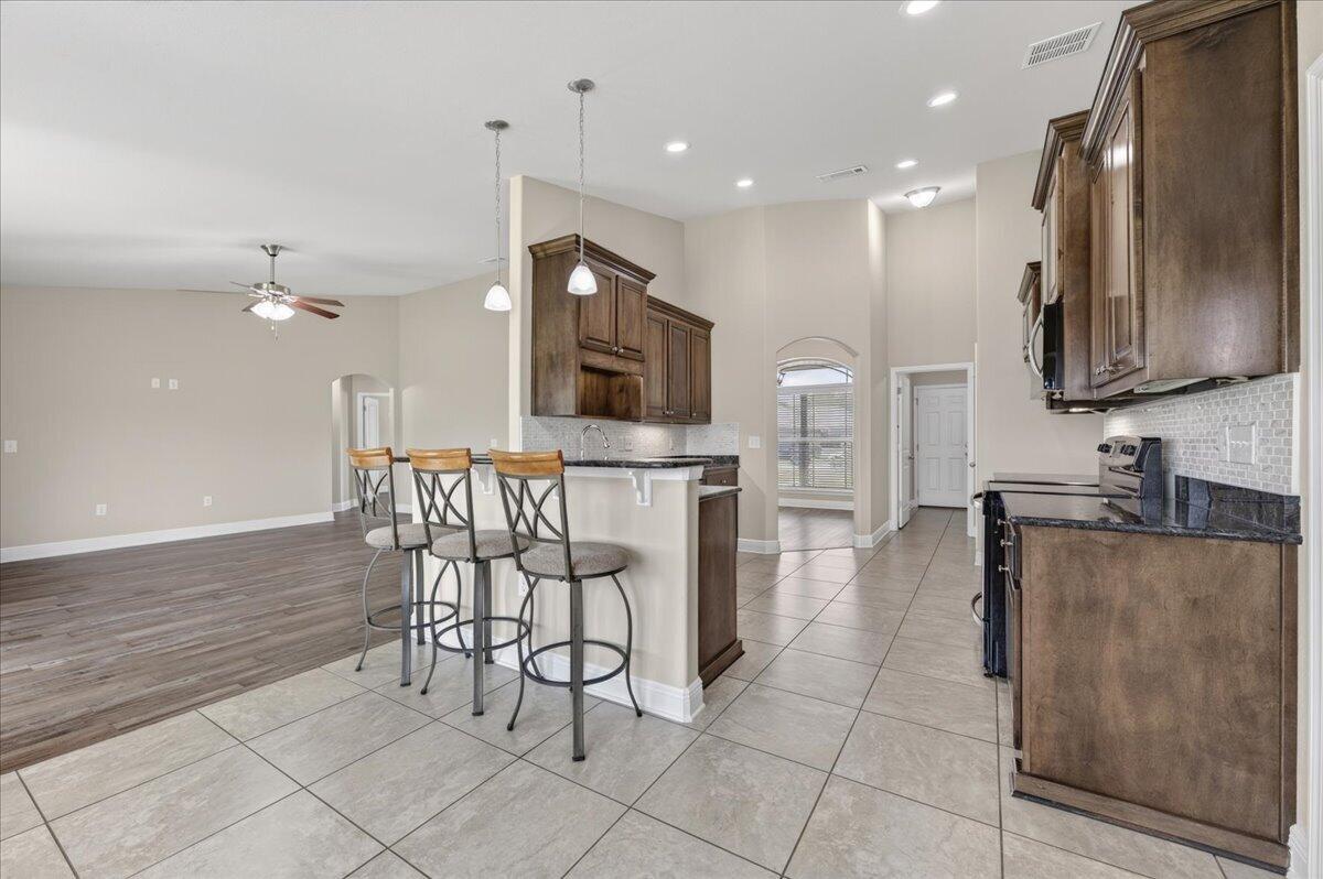 6072 Winchester Circle Milton FL 32570