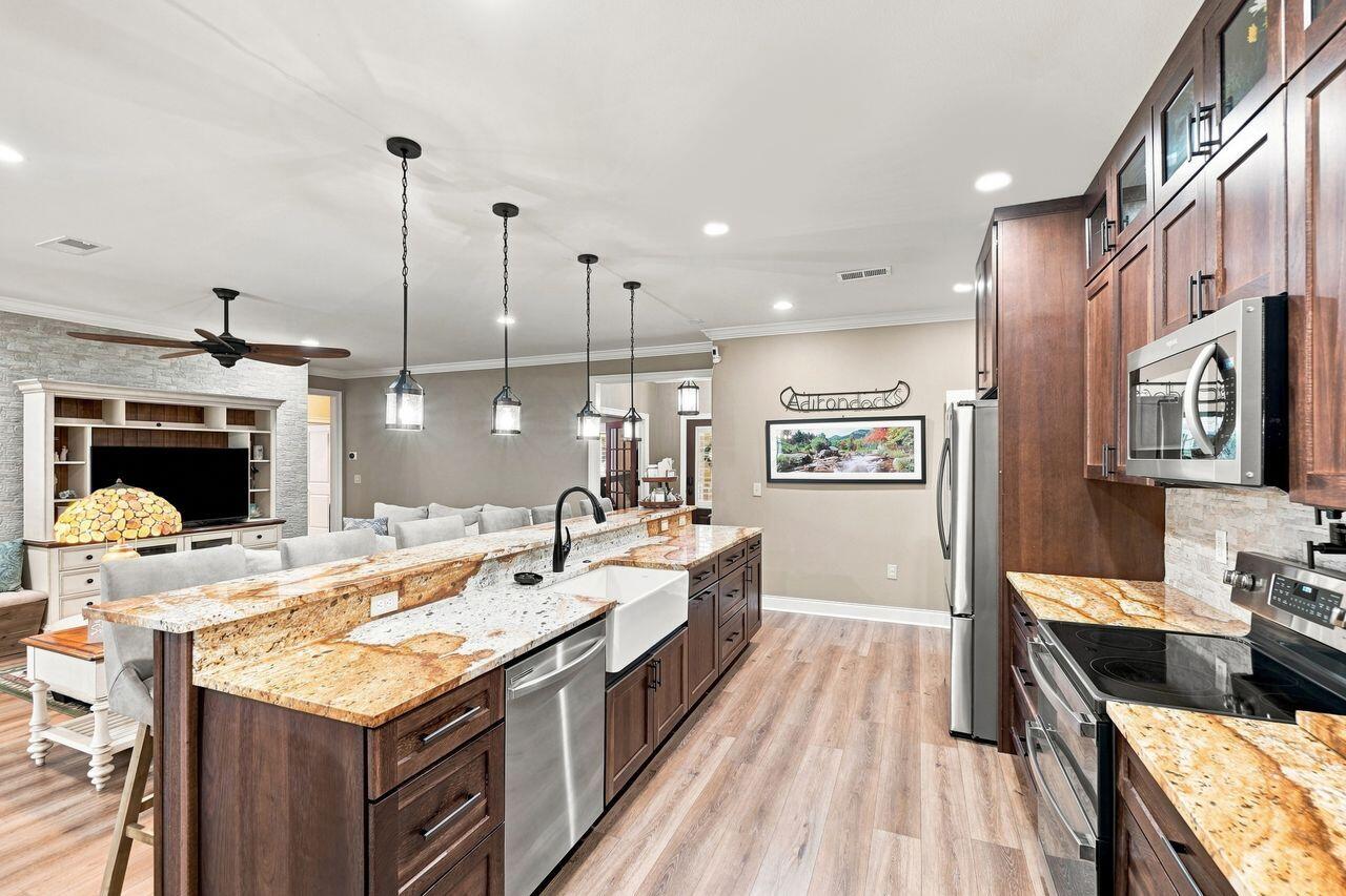 638 NE Country Club Avenue Fort Walton Beach FL 32547