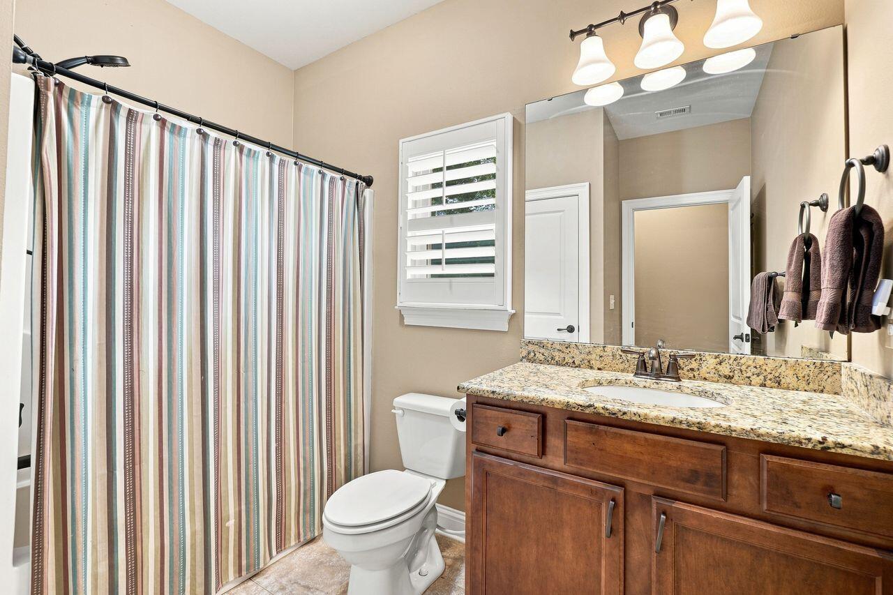 638 NE Country Club Avenue Fort Walton Beach FL 32547