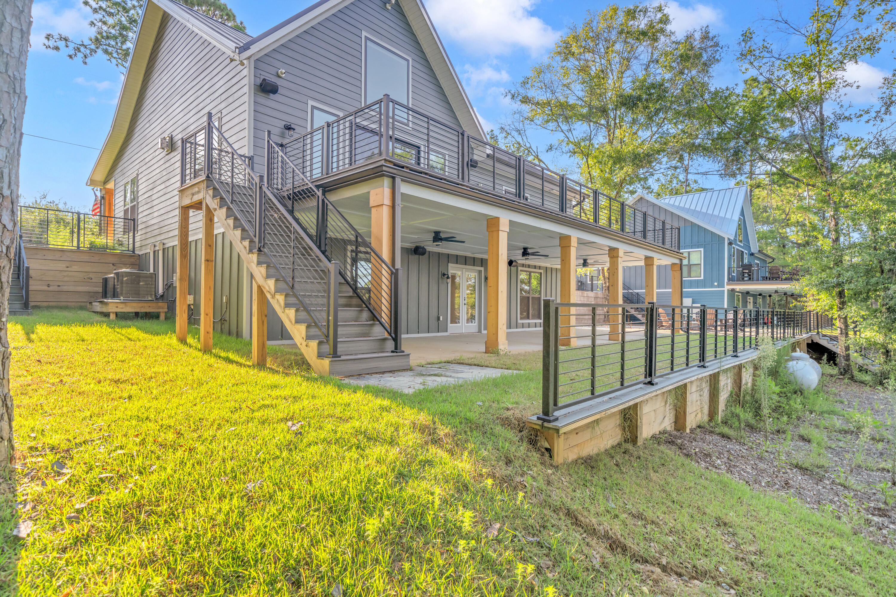 172 Blue Pond Circle Ponce De Leon FL 32455