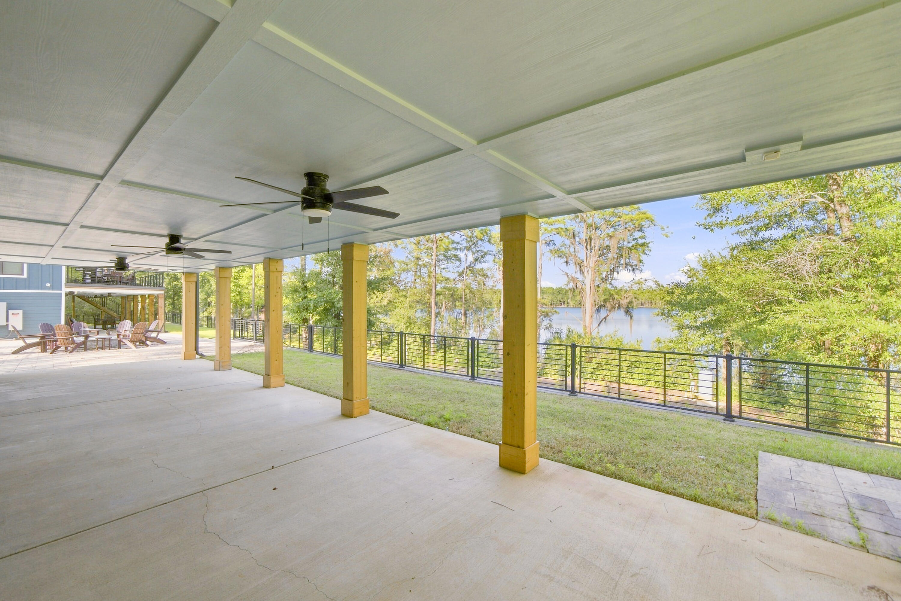 172 Blue Pond Circle Ponce De Leon FL 32455