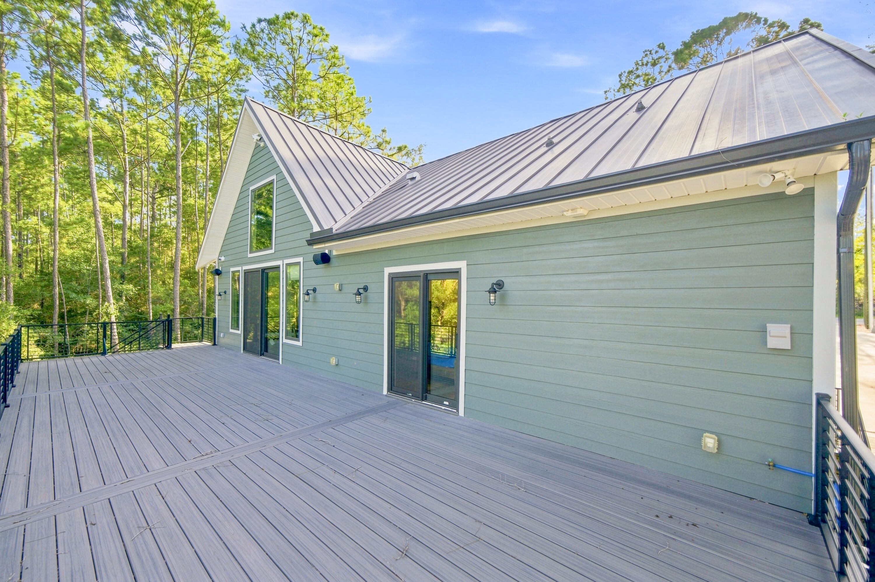 172 Blue Pond Circle Ponce De Leon FL 32455