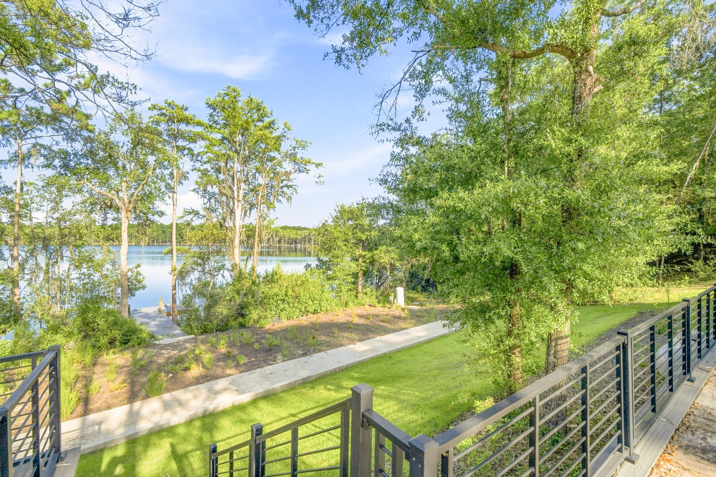 172 Blue Pond Circle Ponce De Leon FL 32455