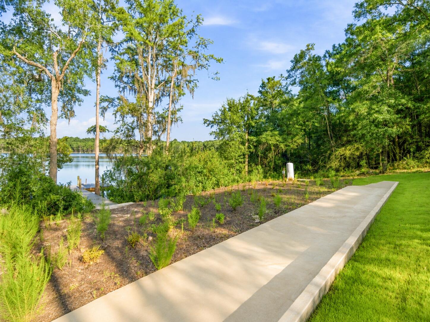 172 Blue Pond Circle Ponce De Leon FL 32455