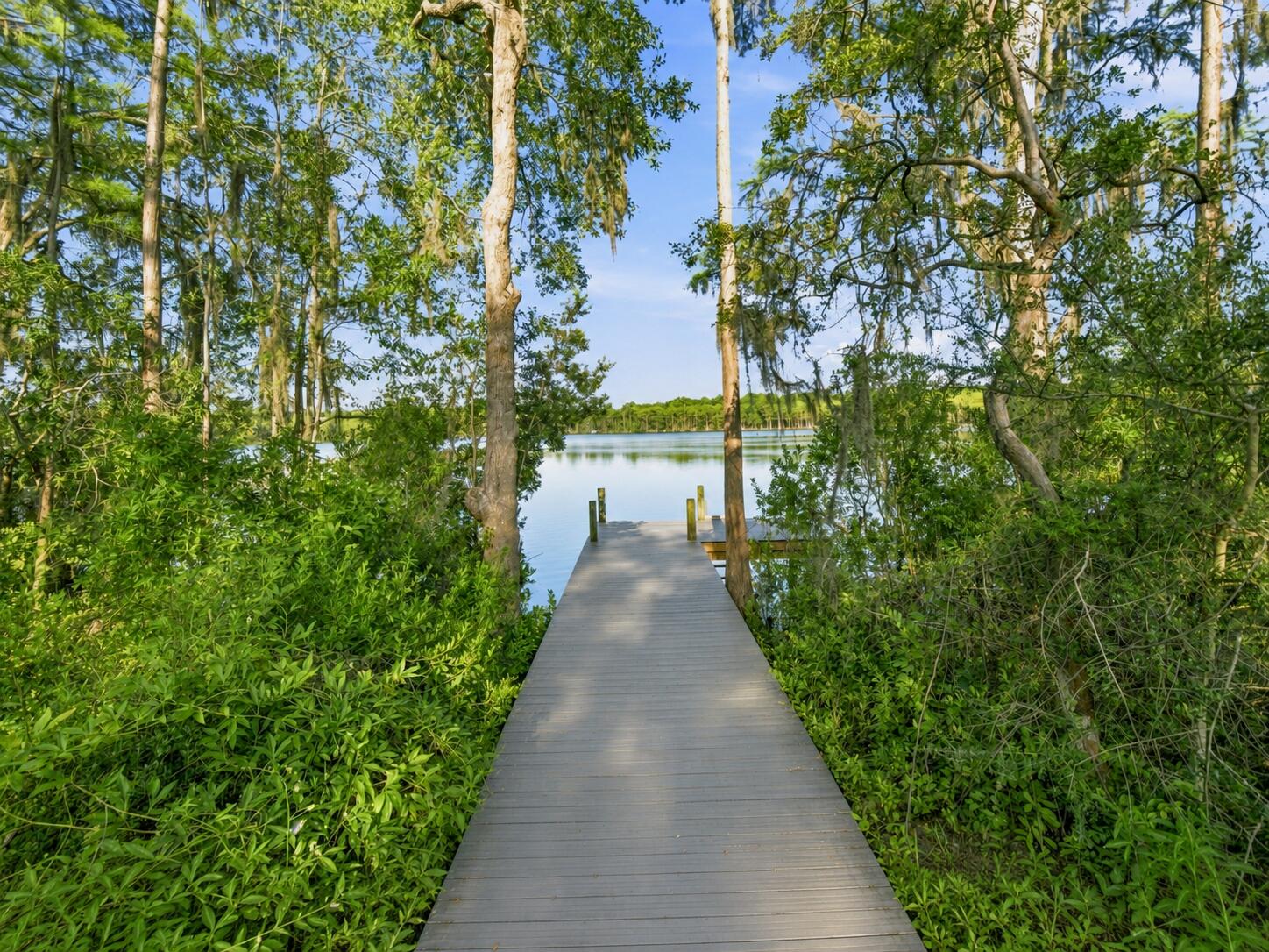 172 Blue Pond Circle Ponce De Leon FL 32455