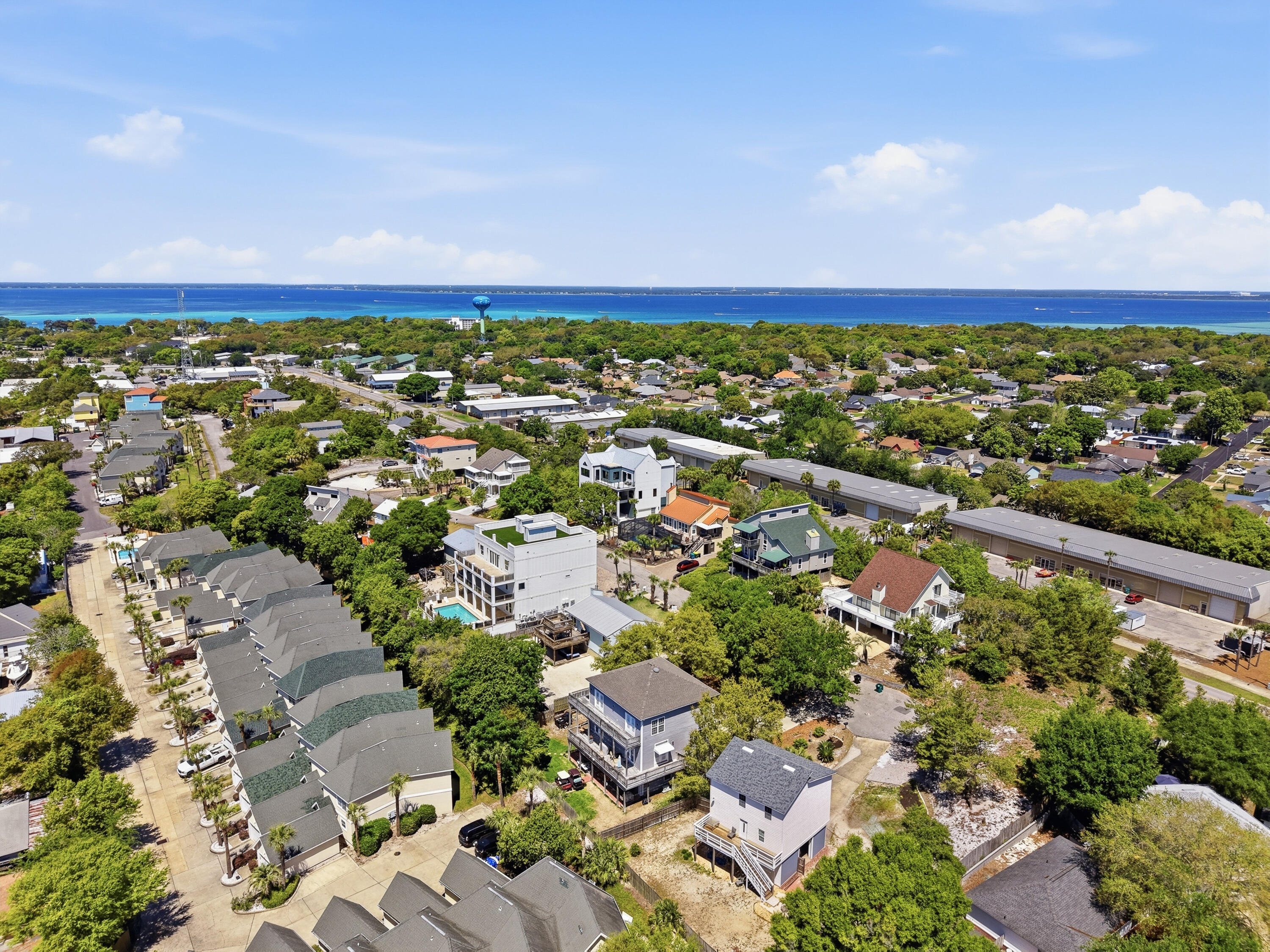 328 Summit Drive Destin FL 32541