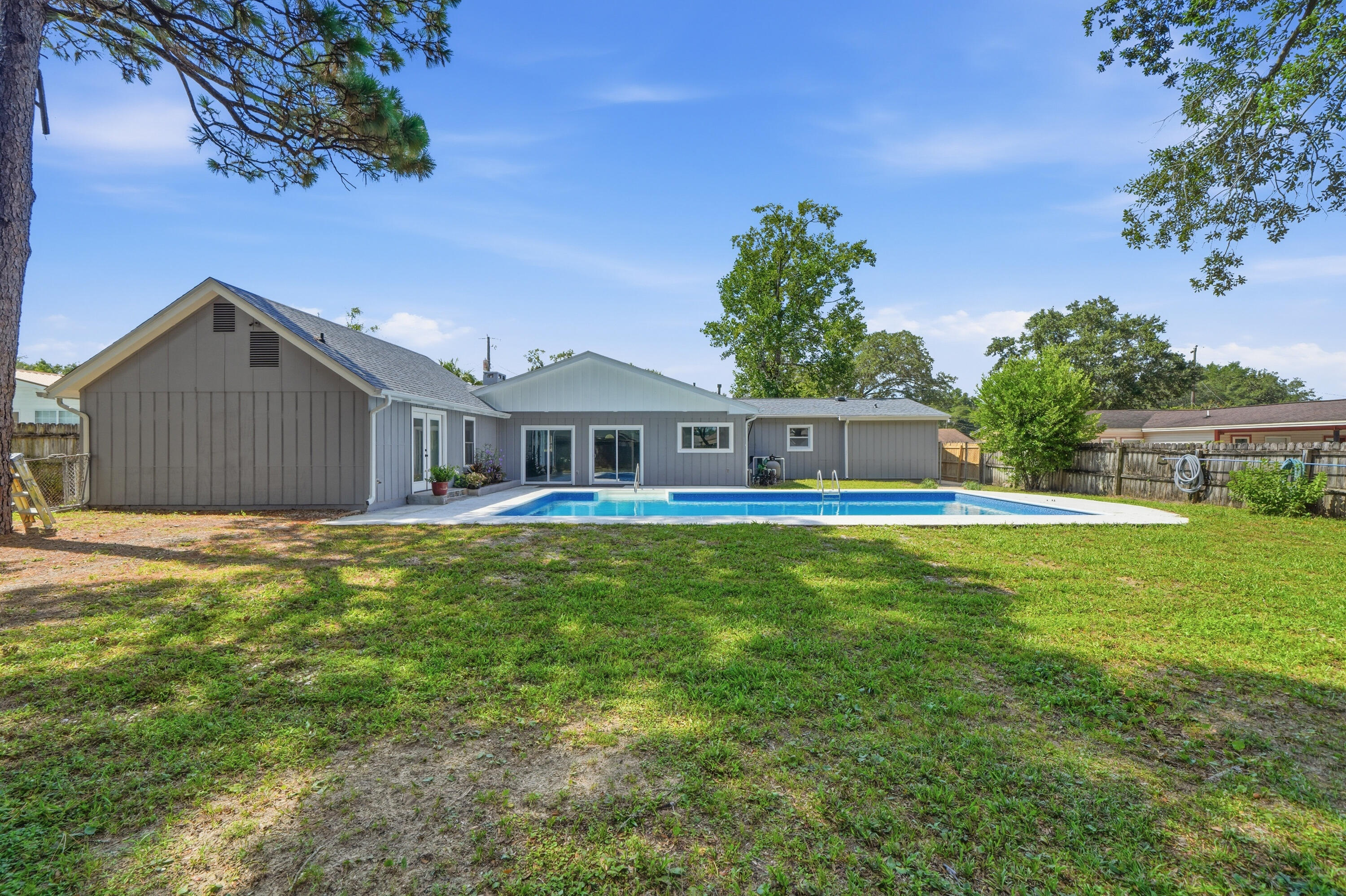 390 Davenport Avenue Valparaiso FL 32580
