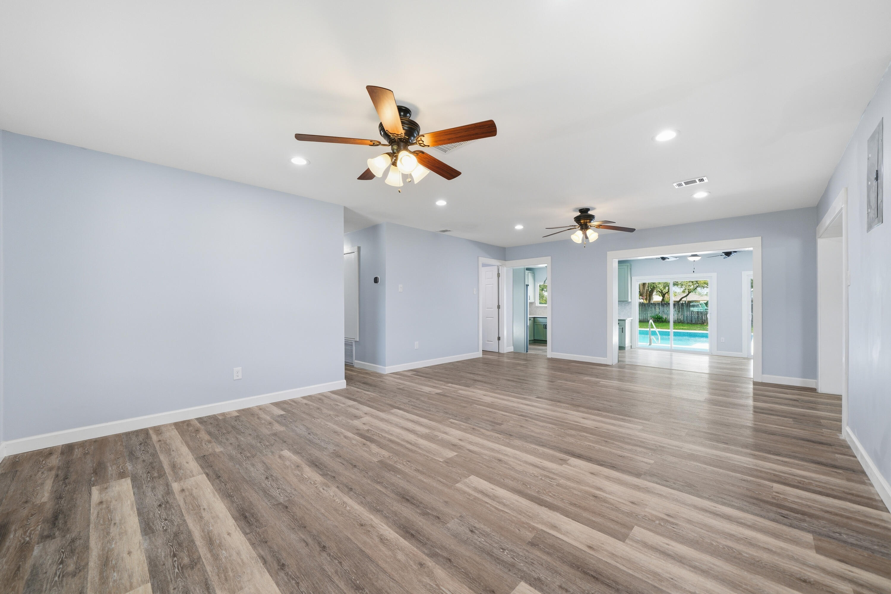 390 Davenport Avenue Valparaiso FL 32580