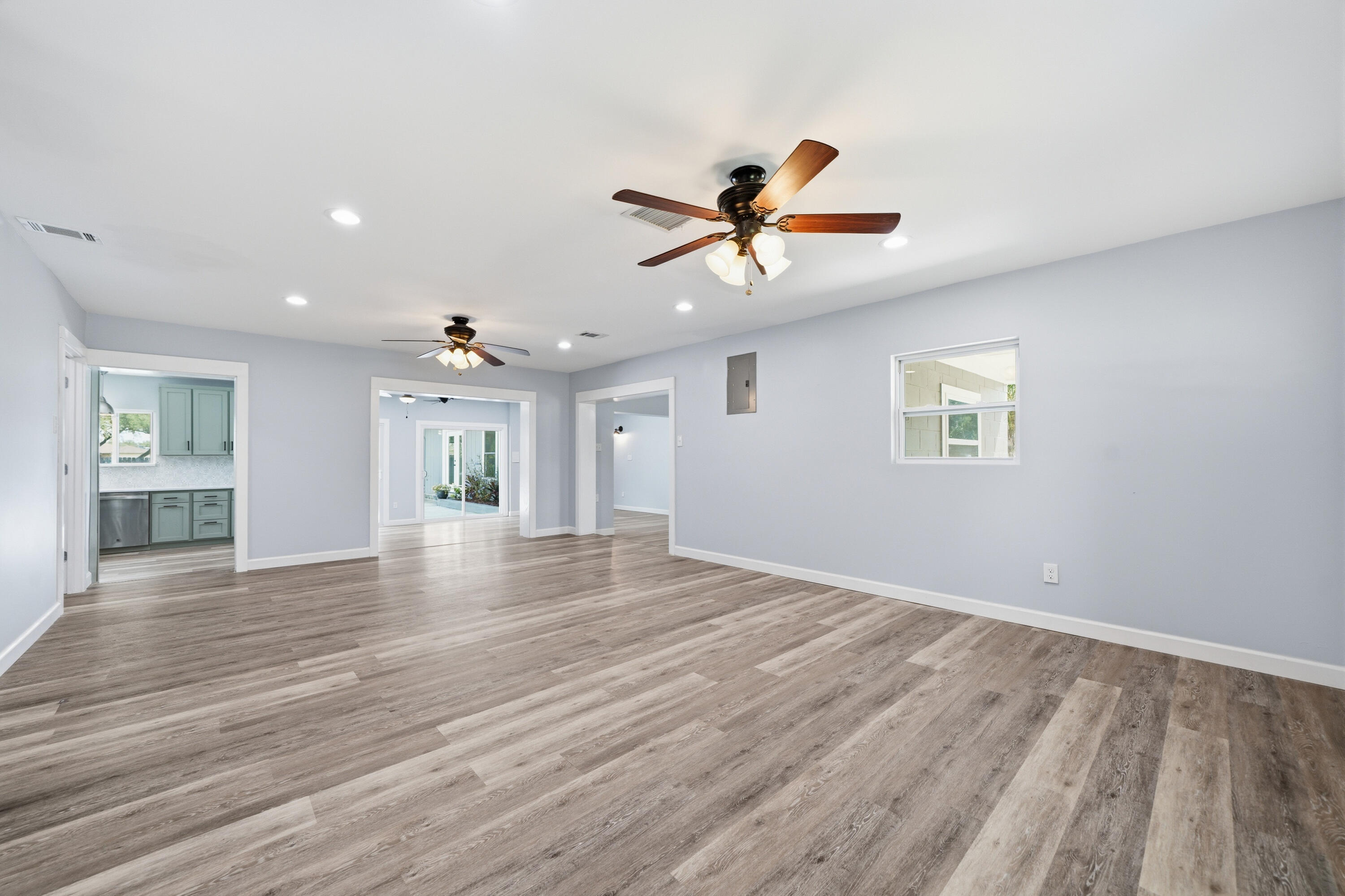 390 Davenport Avenue Valparaiso FL 32580