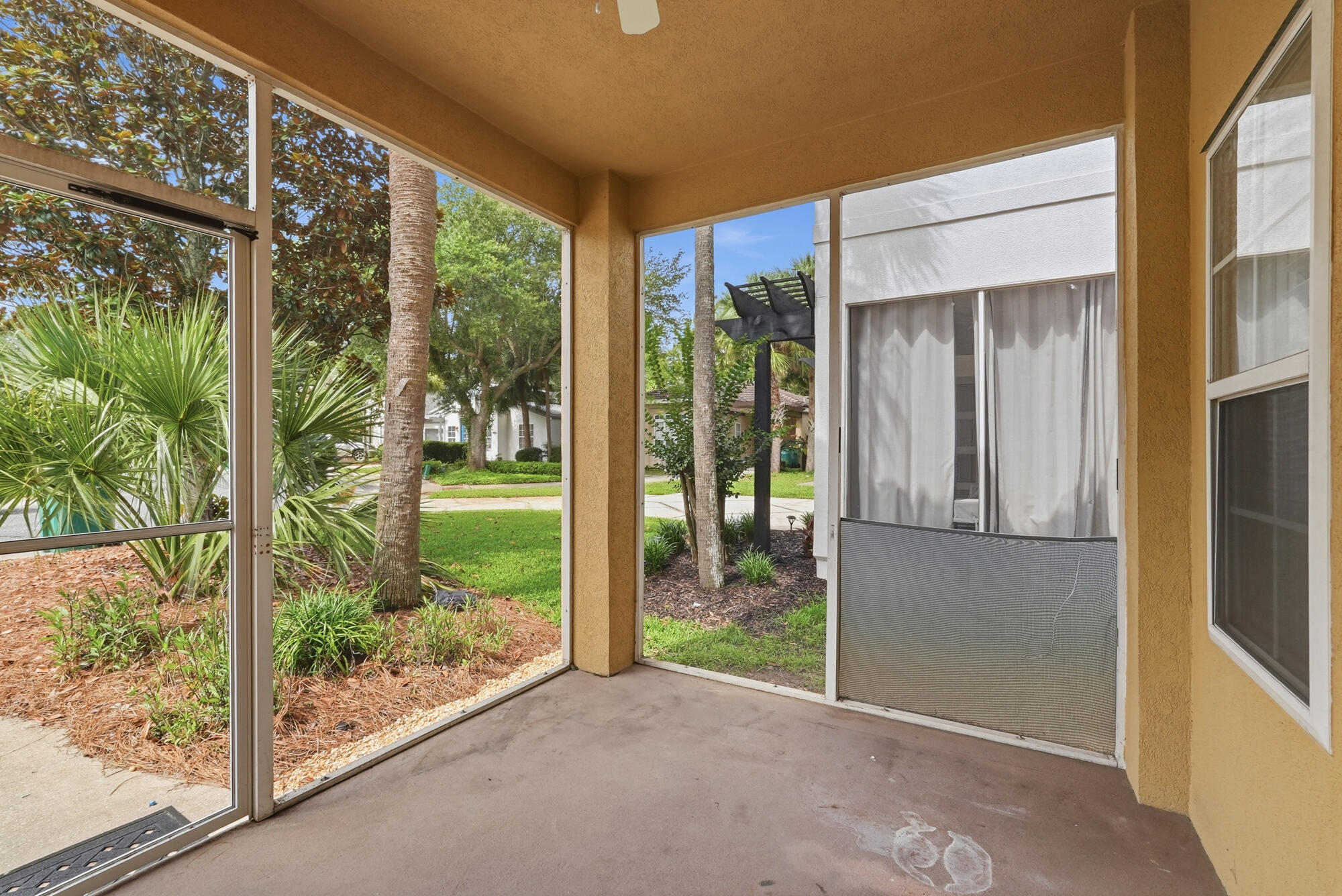 4790 W Trovare Destin FL 32541