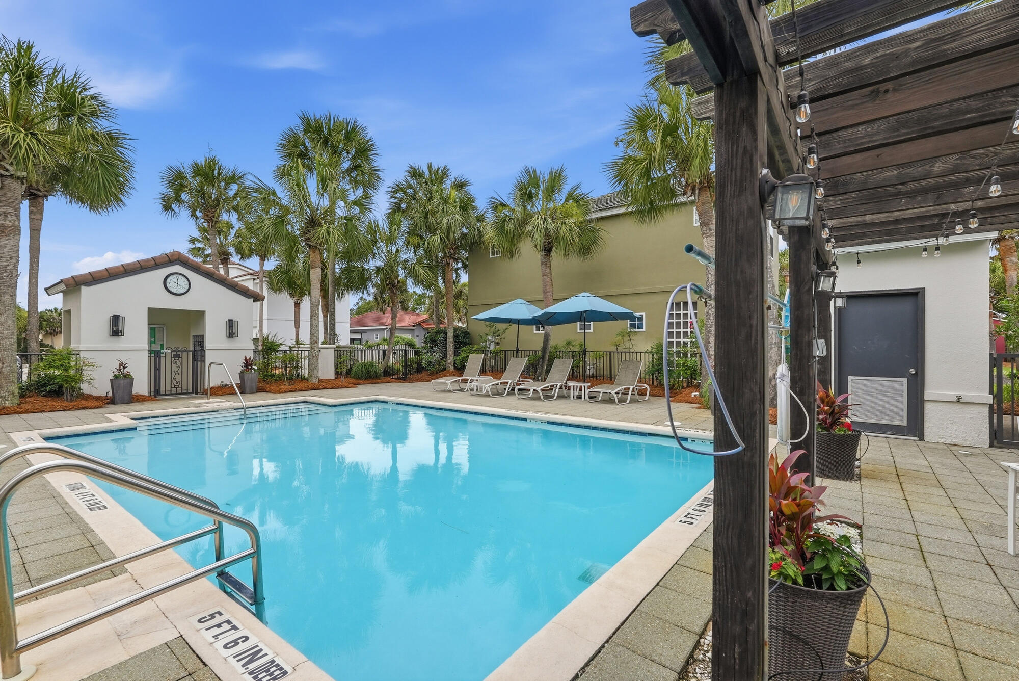 4790 W Trovare Destin FL 32541