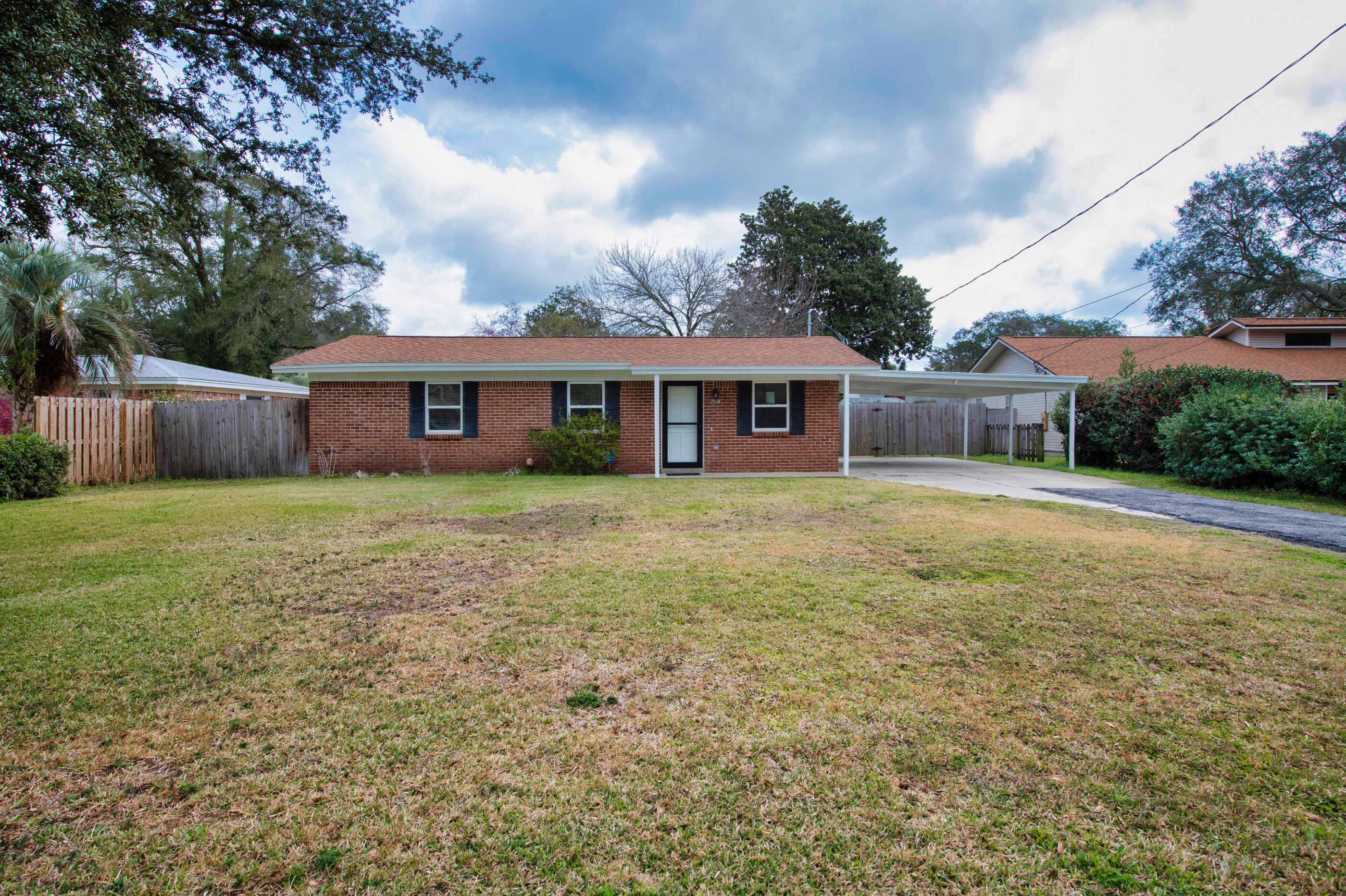 704 Burton Avenue Fort Walton Beach FL 32547