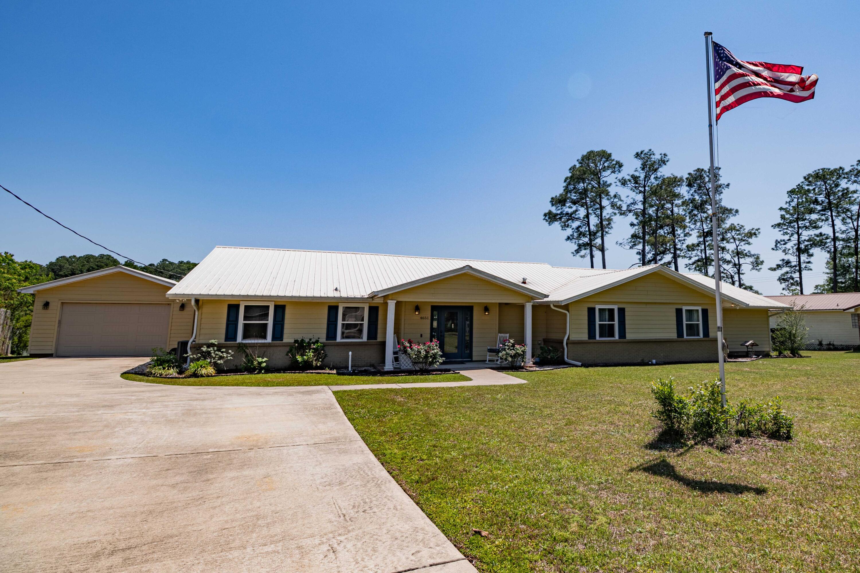 4651 Meadow Lake Drive Crestview FL 32539