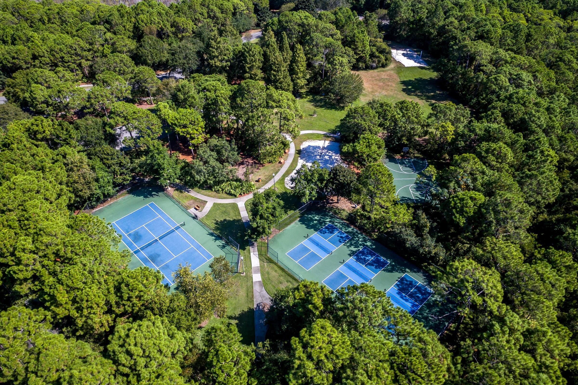 4311 Carriage Lane Destin FL 32541