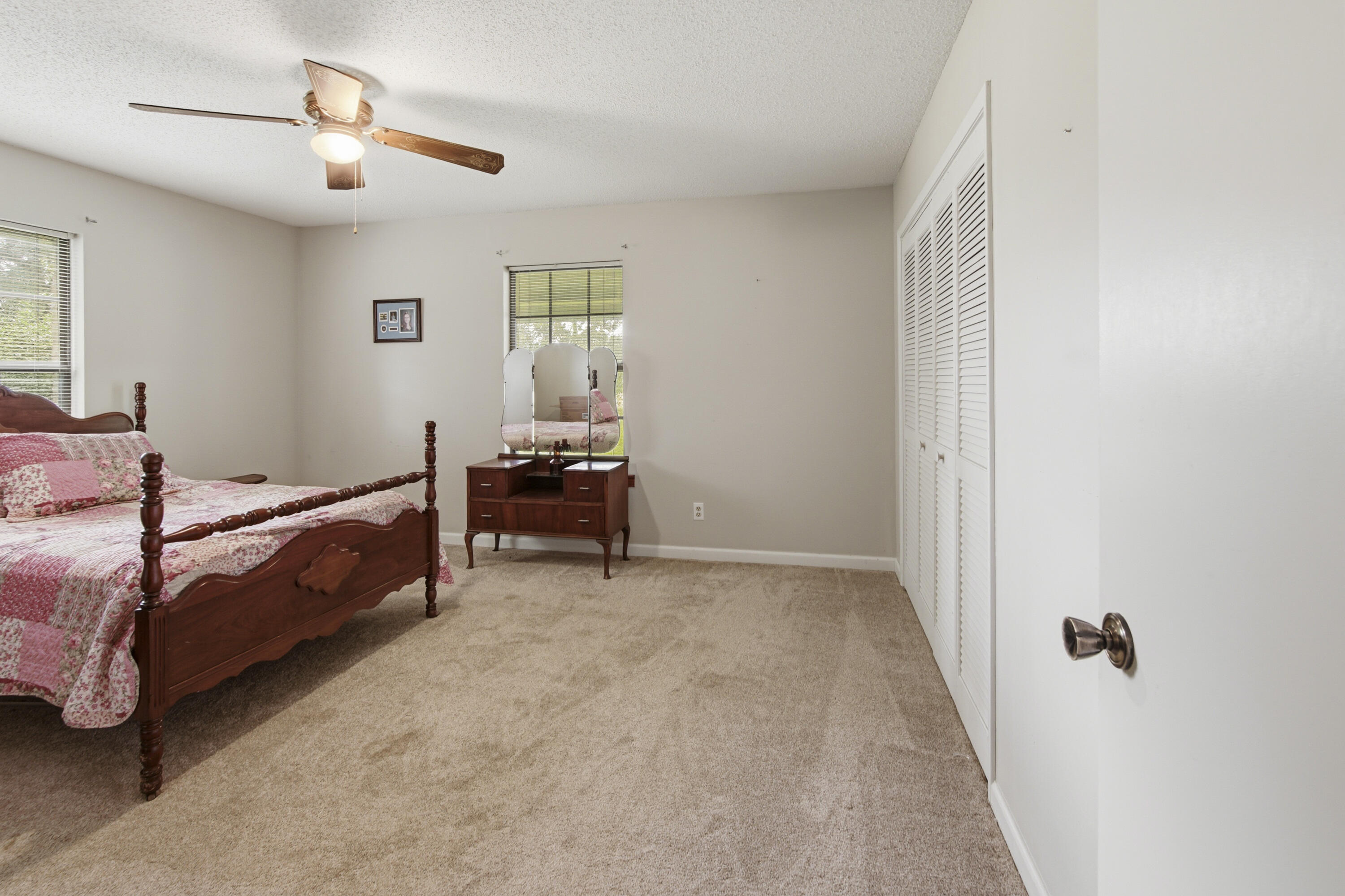 8116 Highway 393 Highway Laurel Hill FL 32567
