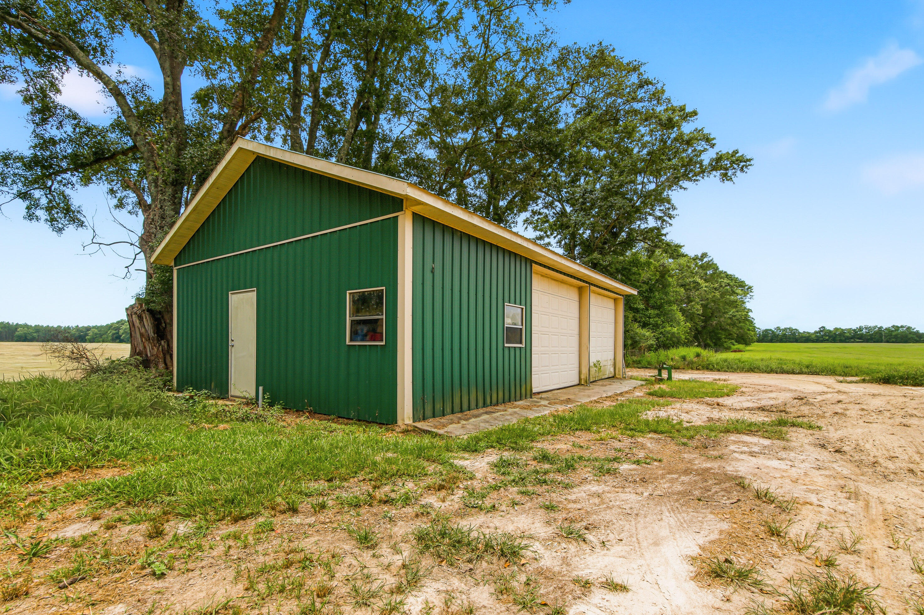 8116 Highway 393 Highway Laurel Hill FL 32567