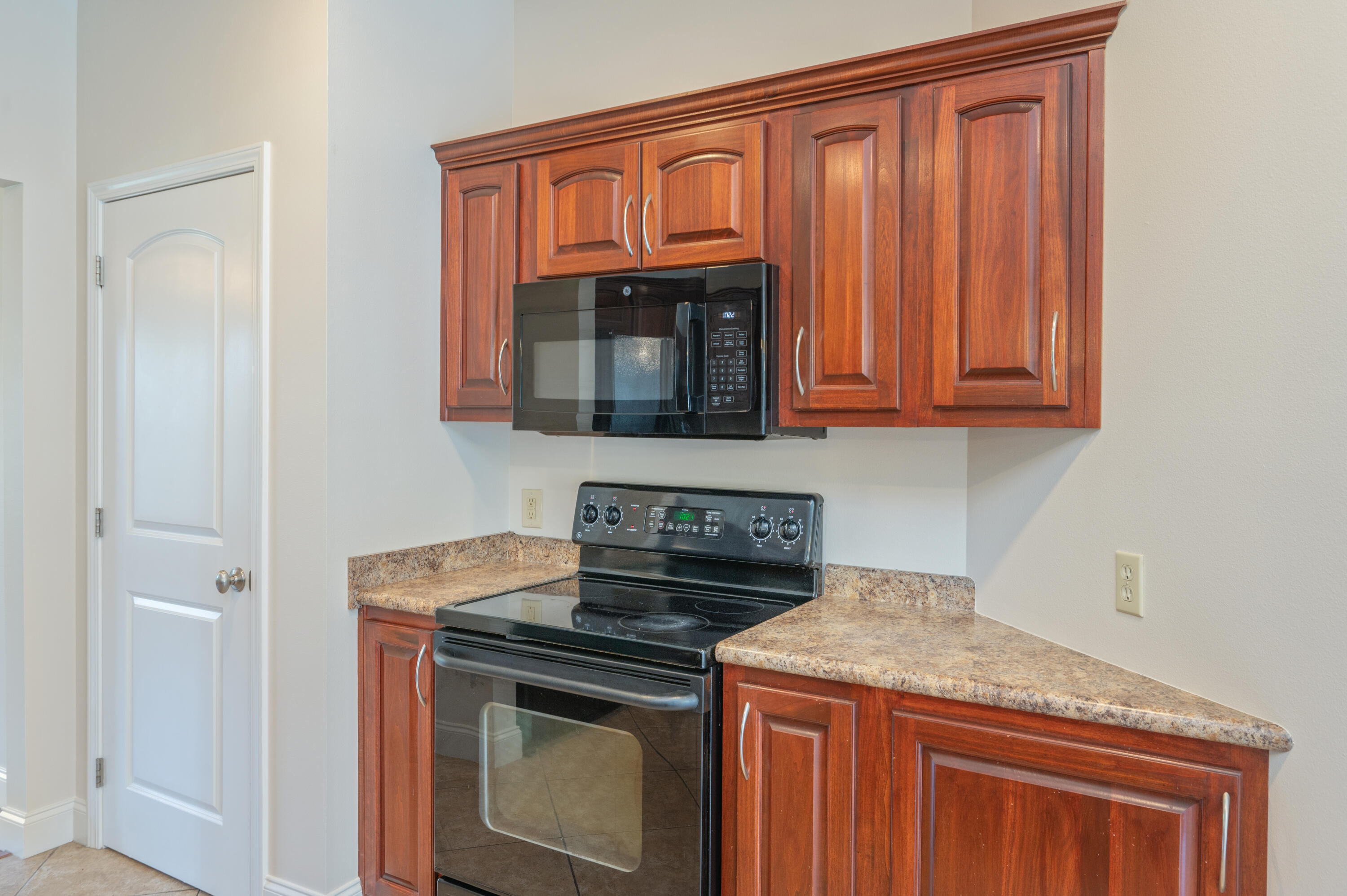 201 Seneca Trail Crestview FL 32536