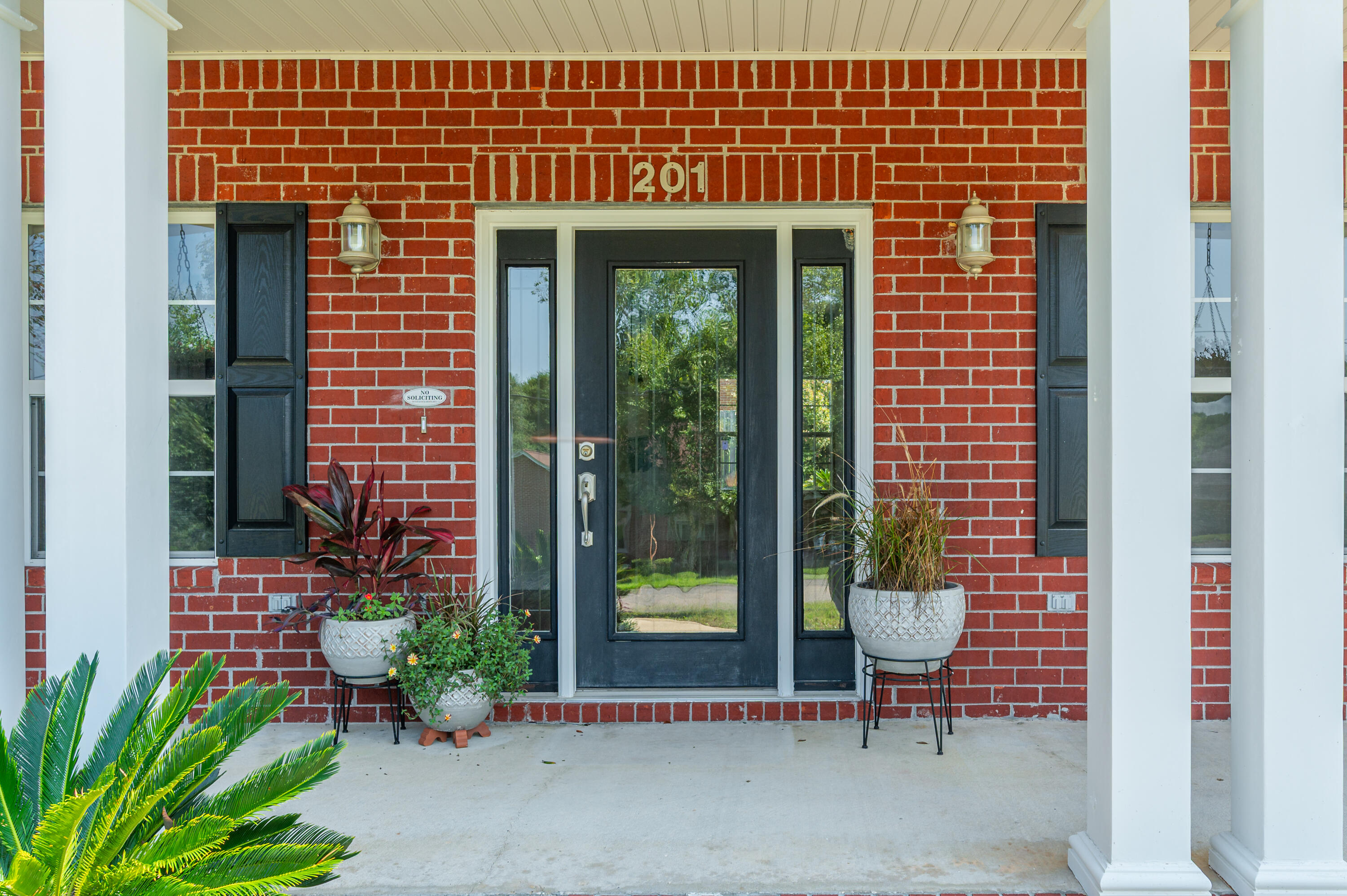 201 Seneca Trail Crestview FL 32536
