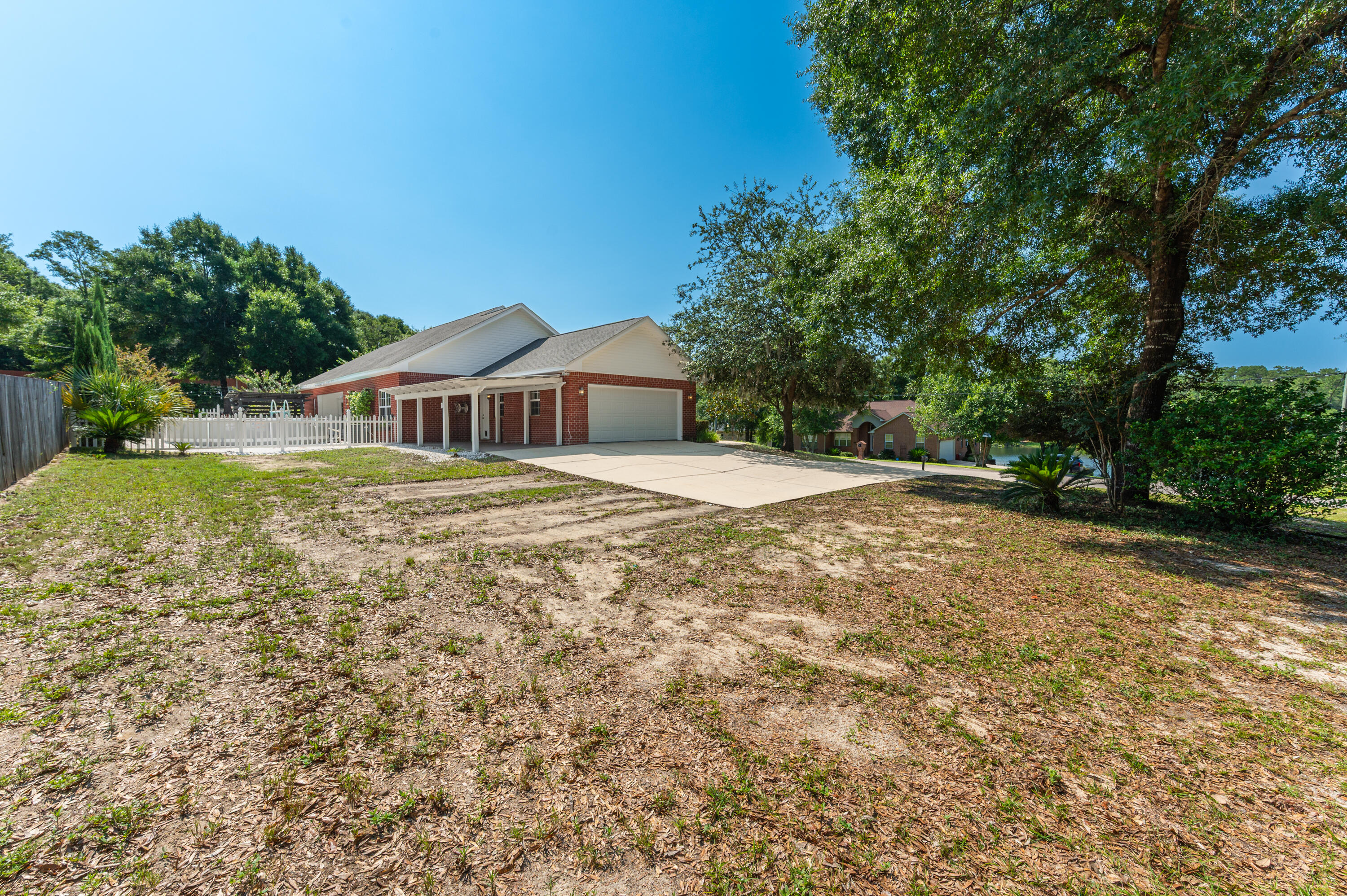 201 Seneca Trail Crestview FL 32536